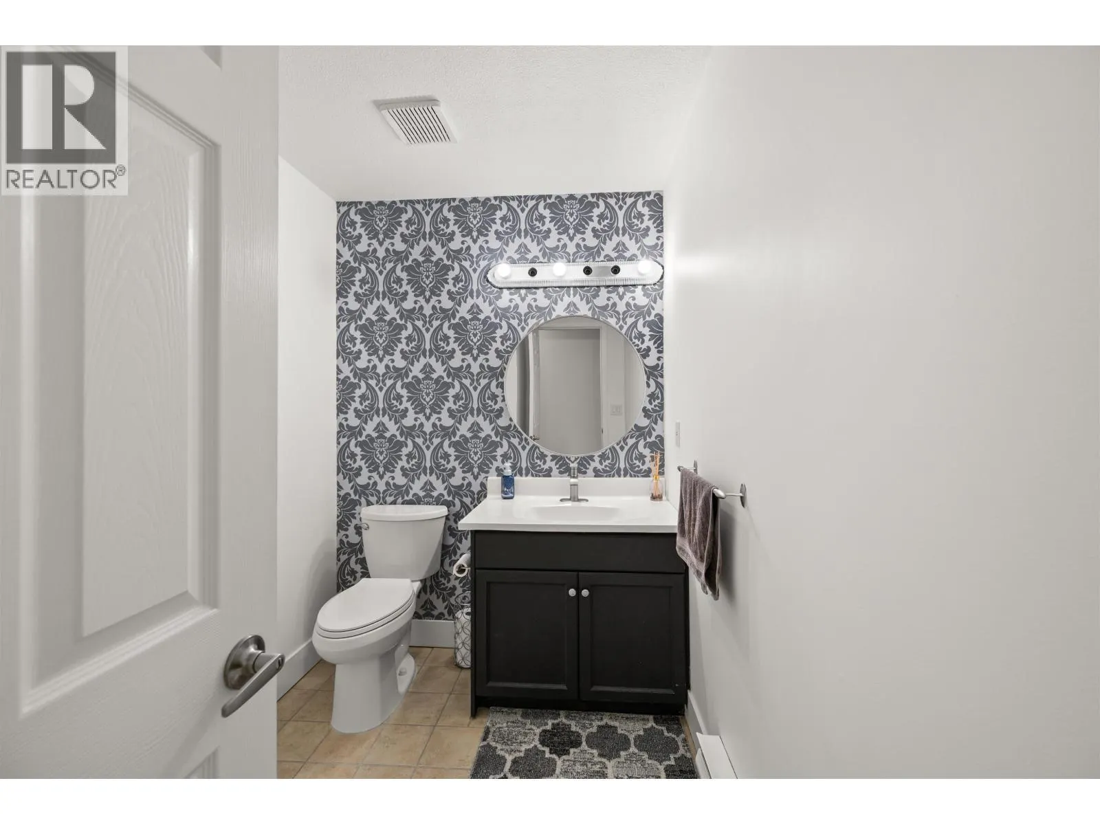 17 12188 HARRIS ROAD