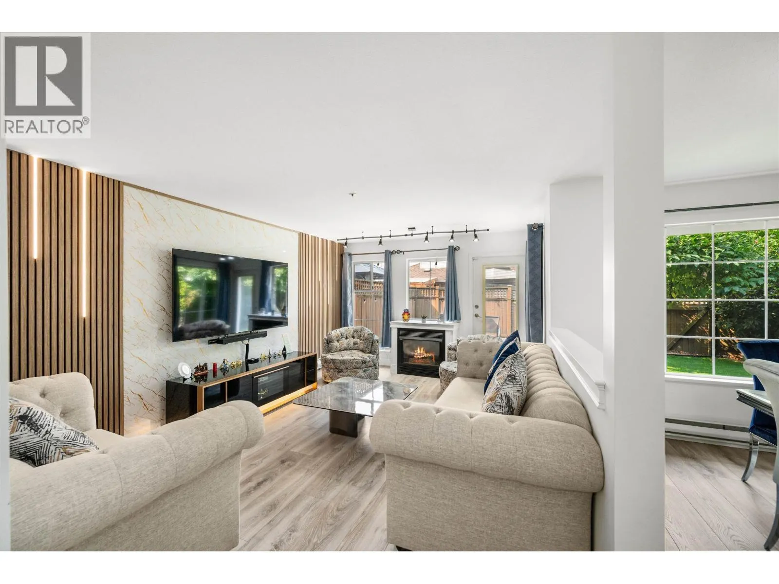 17 12188 HARRIS ROAD