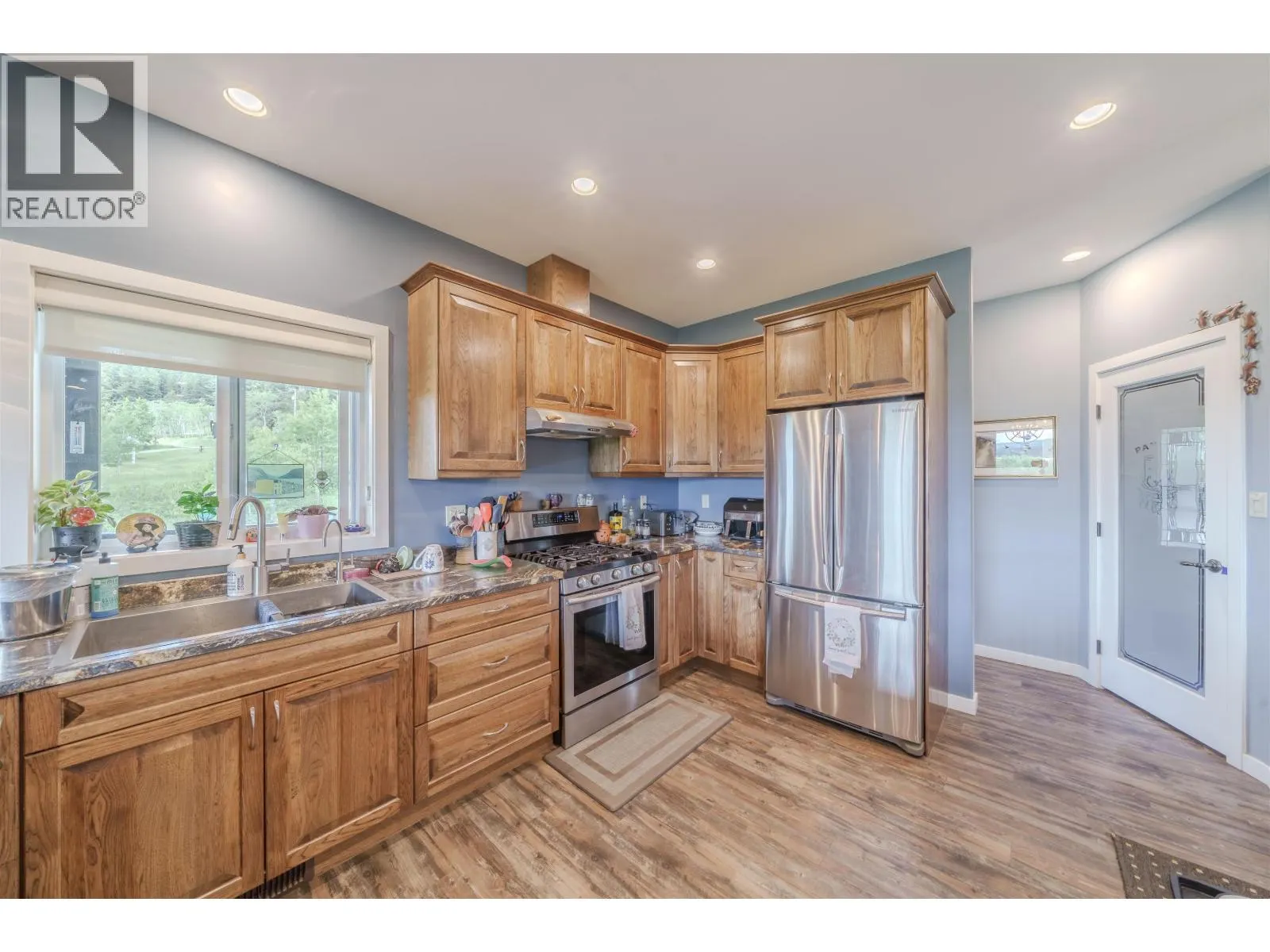 4162 LAC LA HACHE STATION ROAD