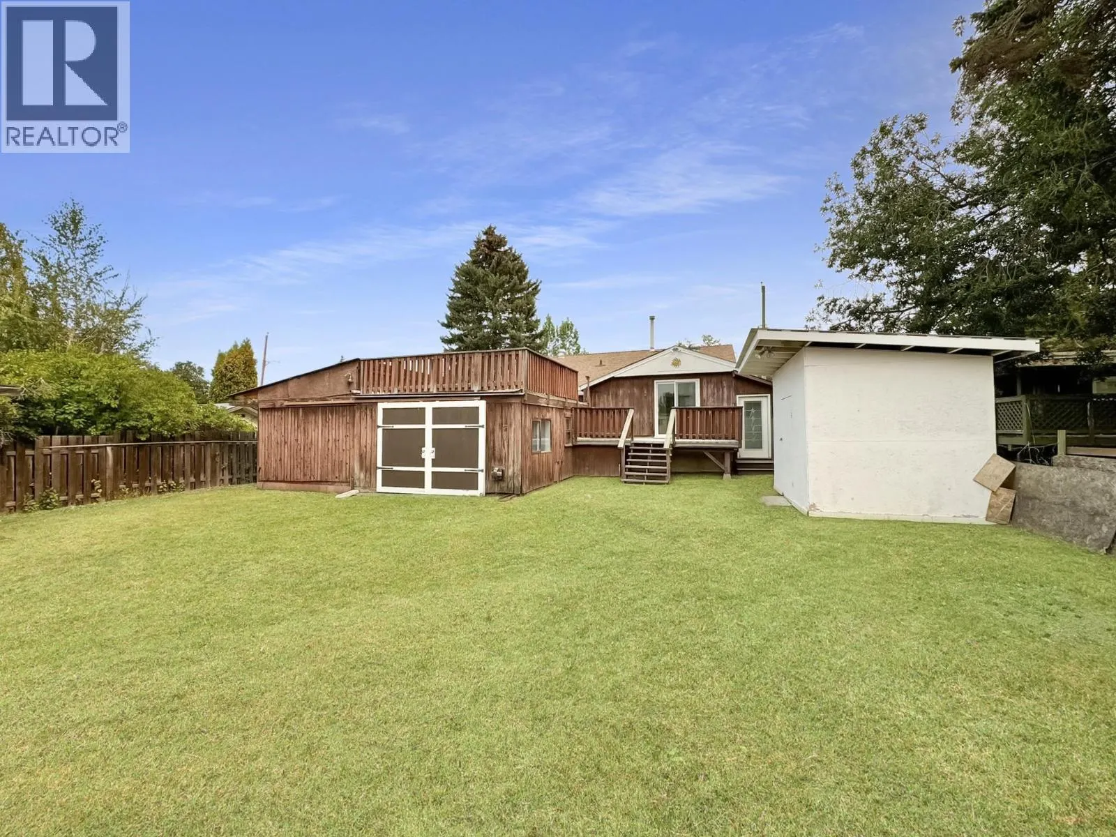 330 CEDAR AVENUE