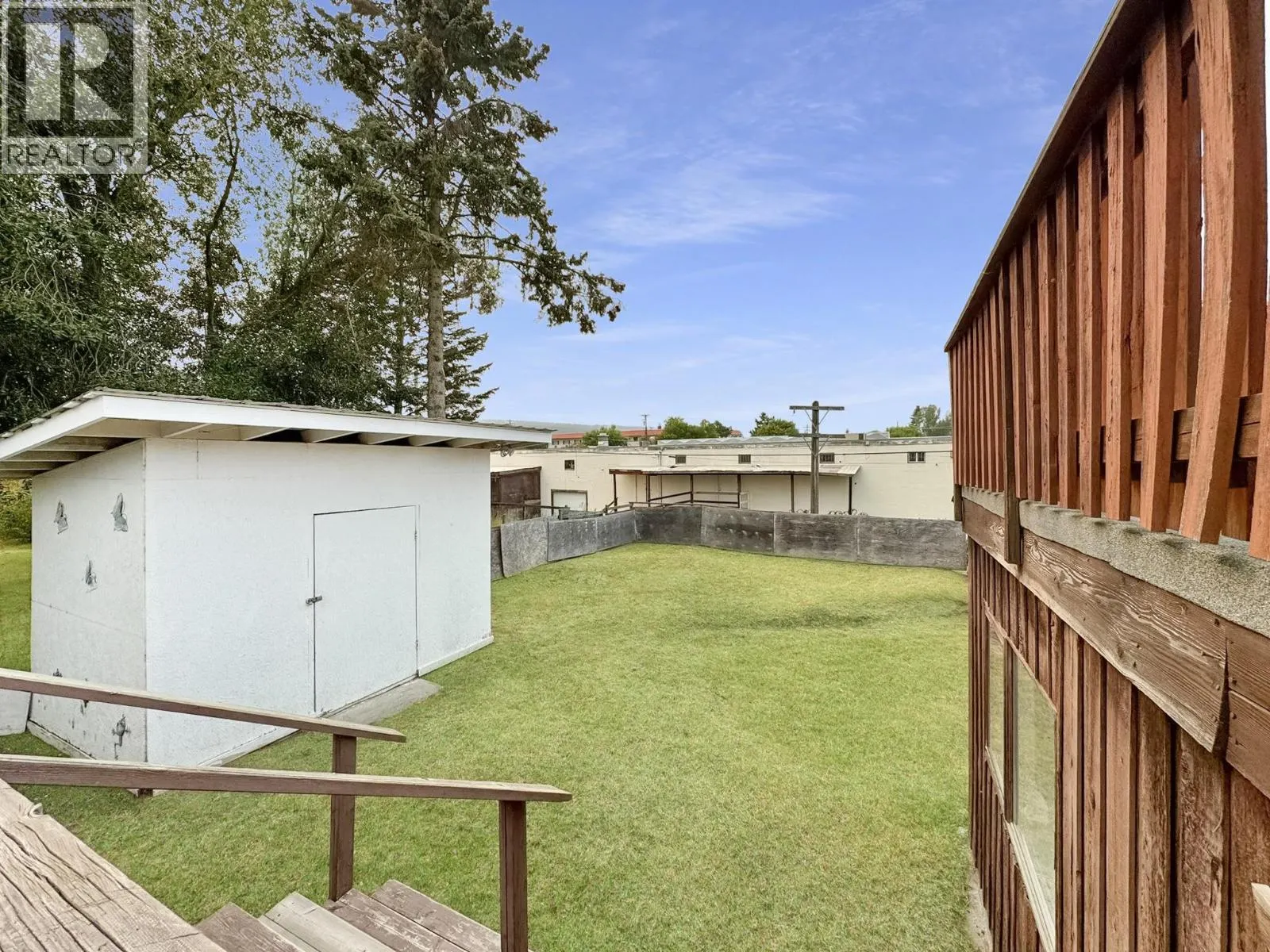 330 CEDAR AVENUE