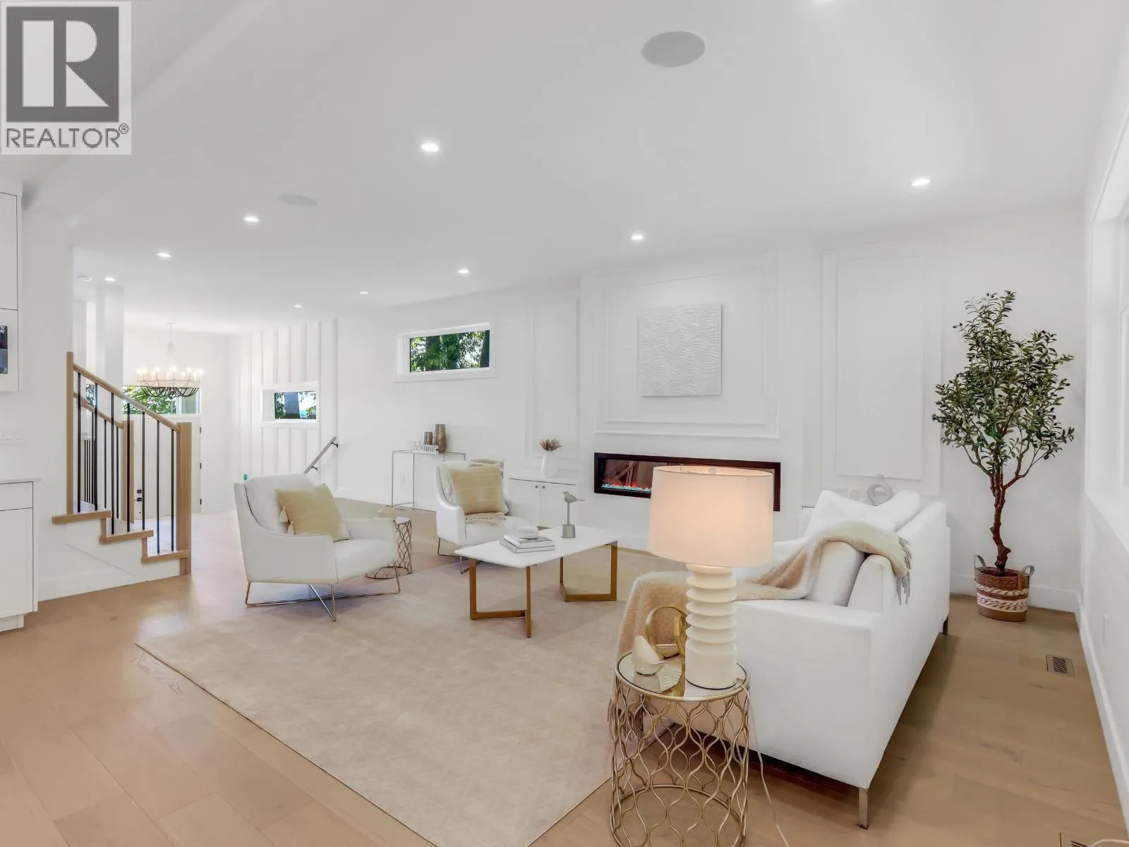3553 MONSON CRESCENT