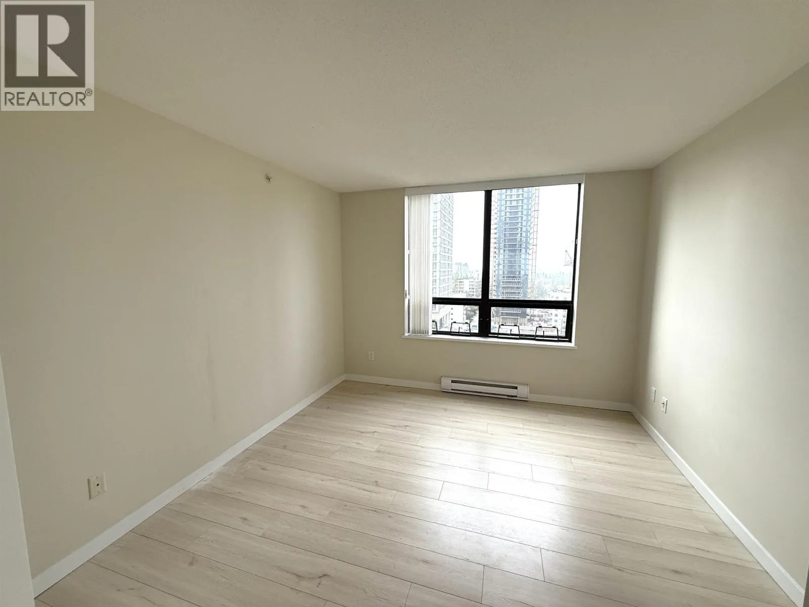 14XX 4333 CENTRAL BOULEVARD