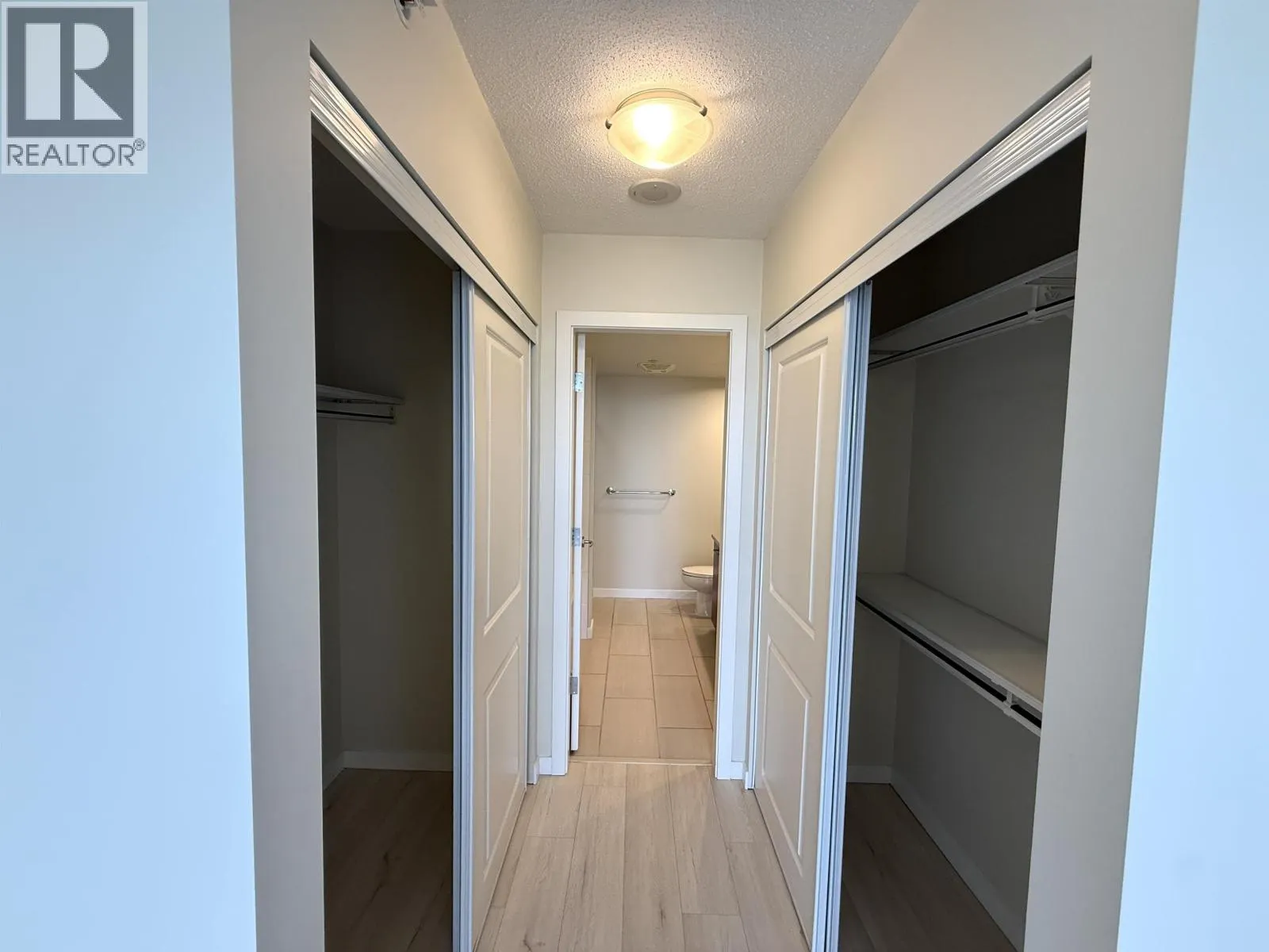 14XX 4333 CENTRAL BOULEVARD