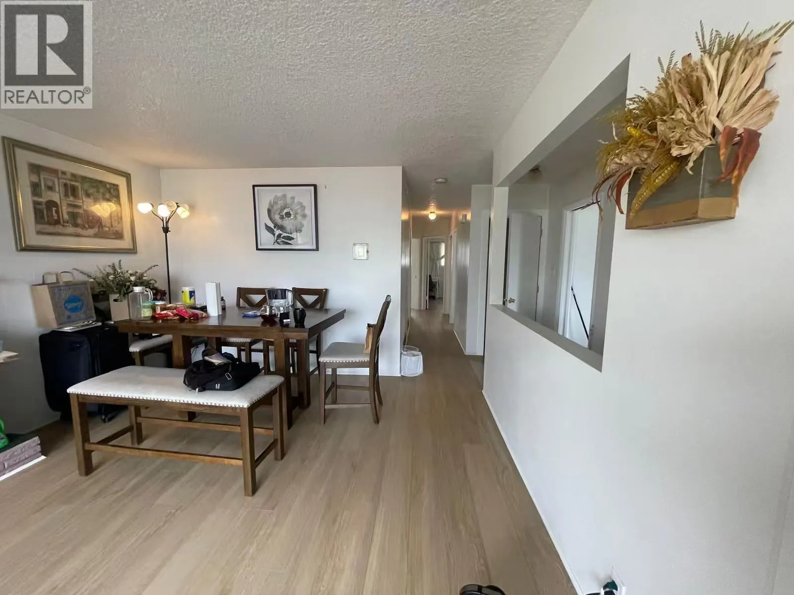 Main 3470 DUNDAS STREET