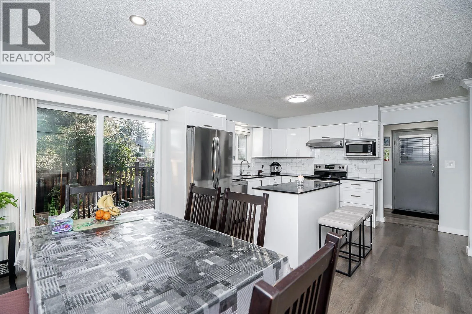 1648 ST. ALBERT AVENUE