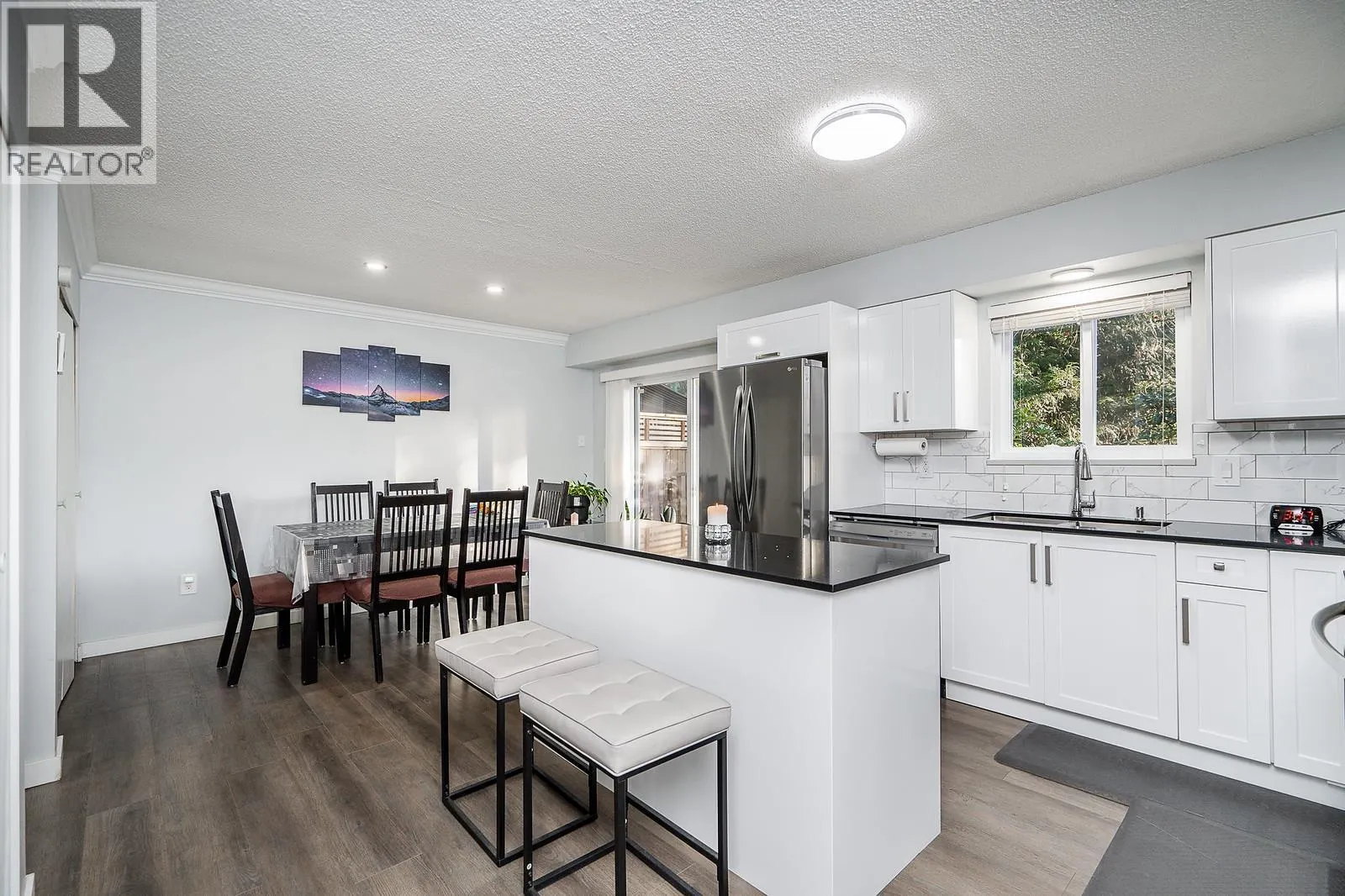 1648 ST. ALBERT AVENUE
