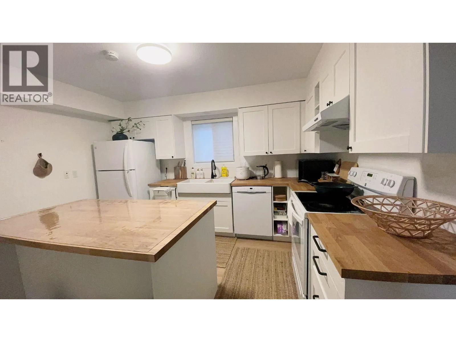 Garden Suite 1597 W 63RD AVENUE