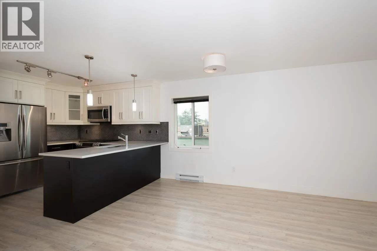 301 4548 HASTINGS STREET