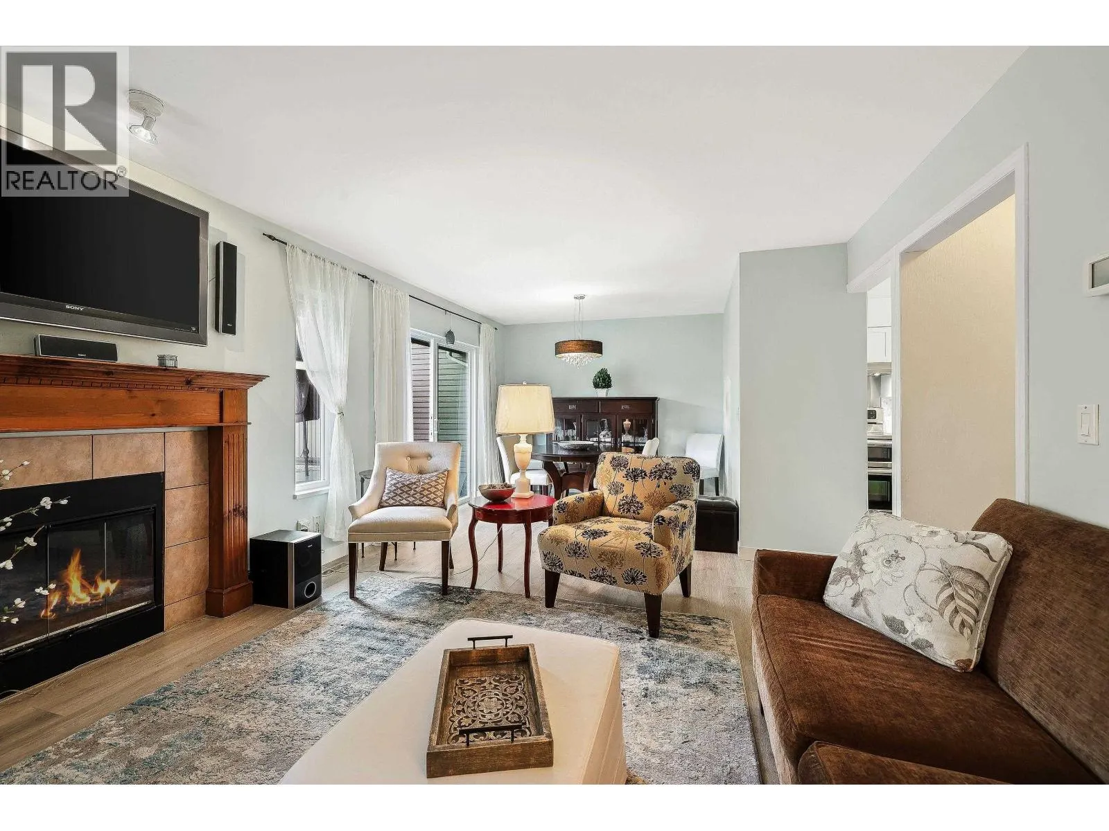 106 1140 CASTLE CRESCENT