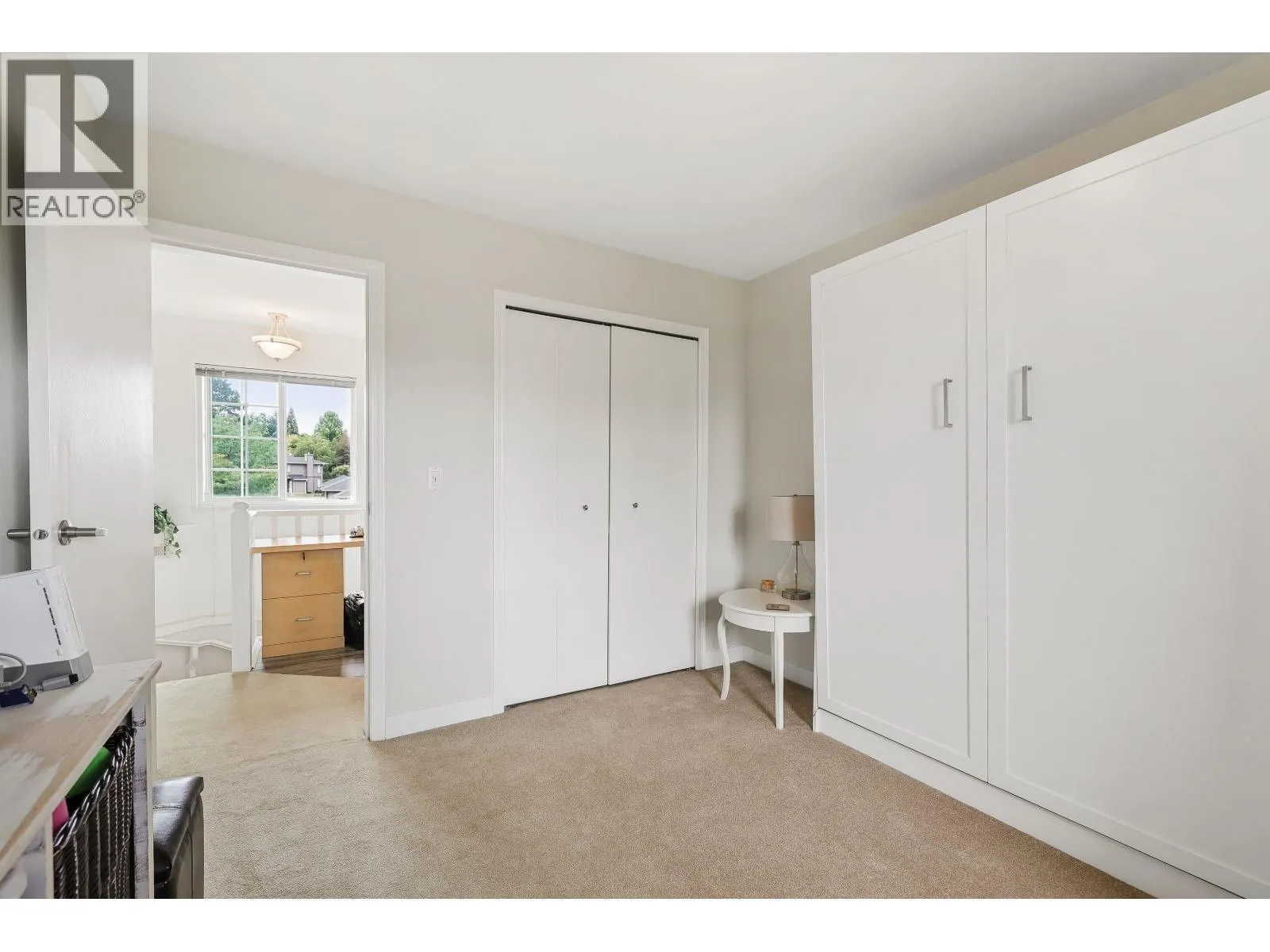 106 1140 CASTLE CRESCENT