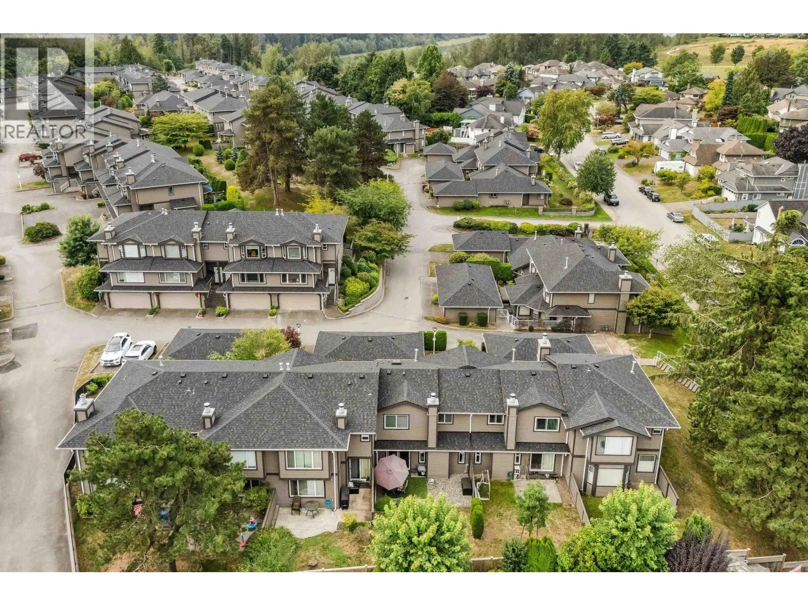 106 1140 CASTLE CRESCENT