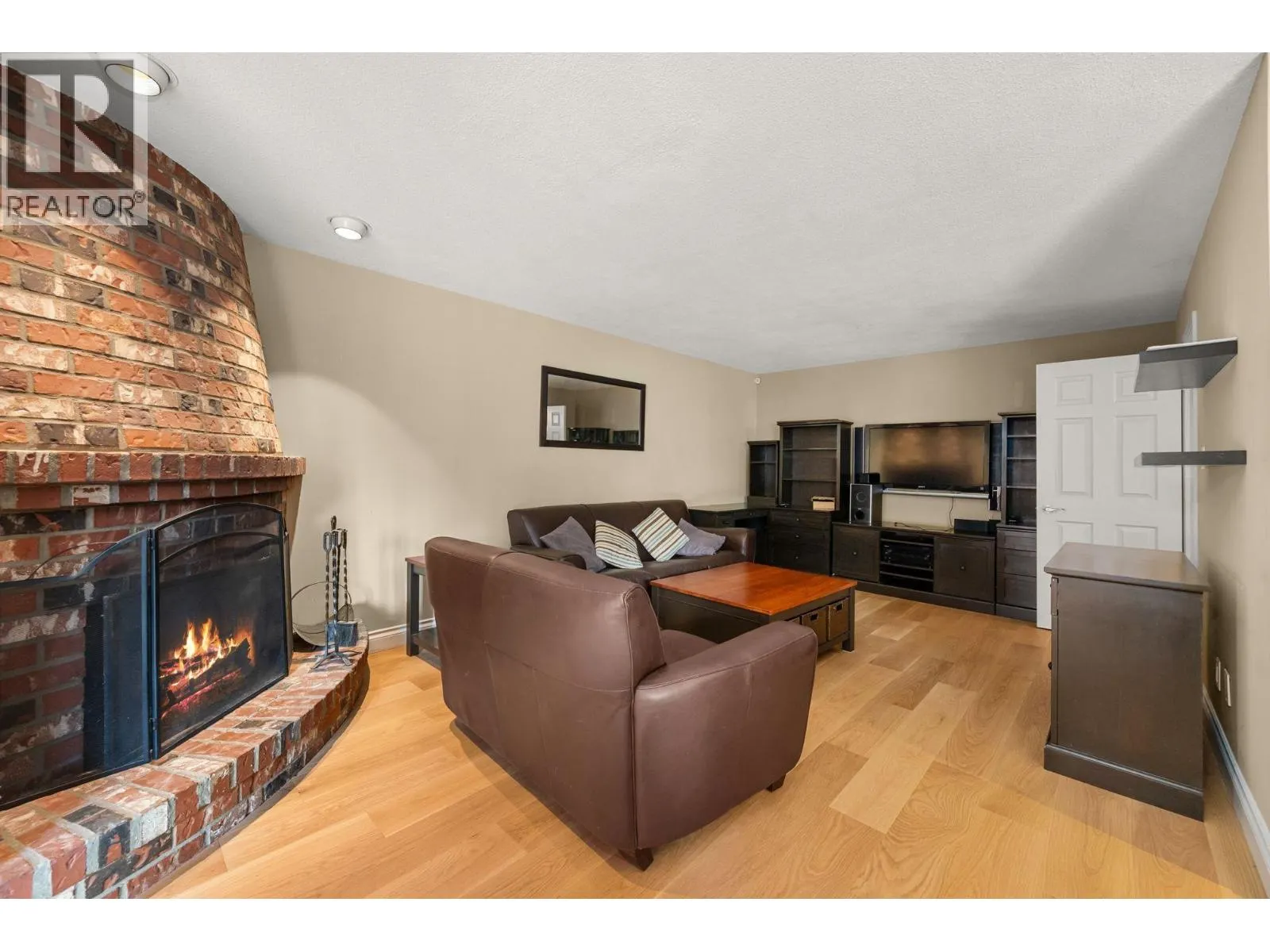 8711 DOULTON PLACE
