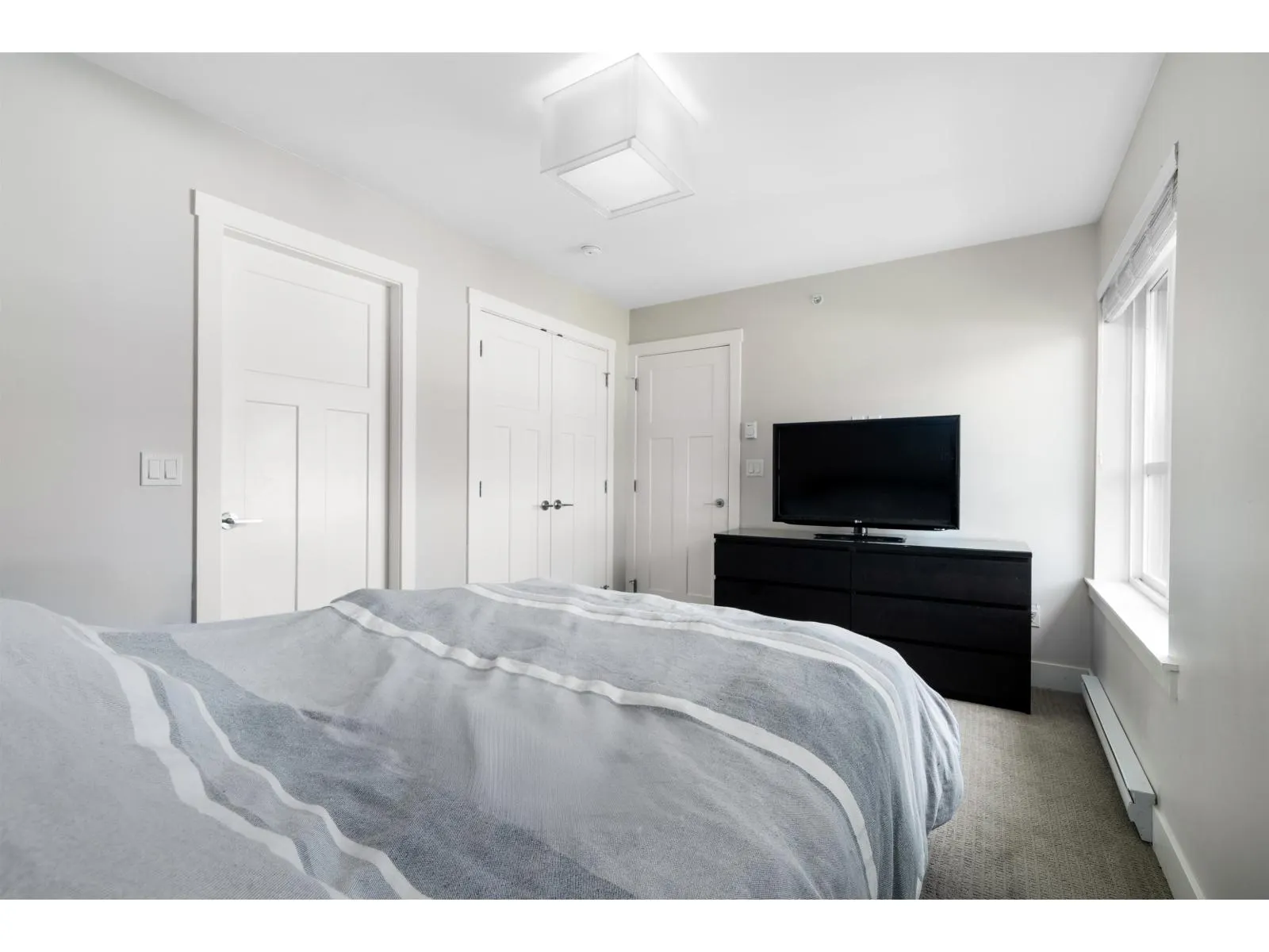 33 20856 76 AVENUE