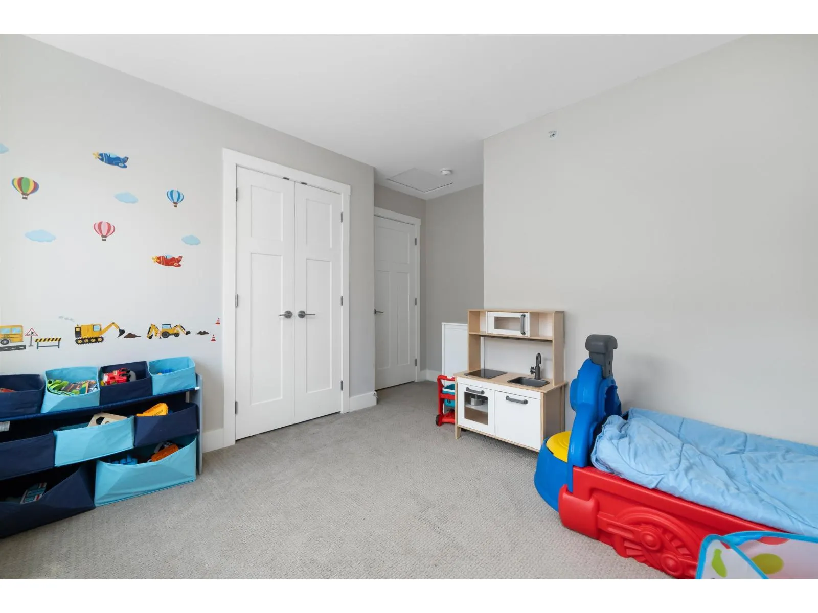 33 20856 76 AVENUE