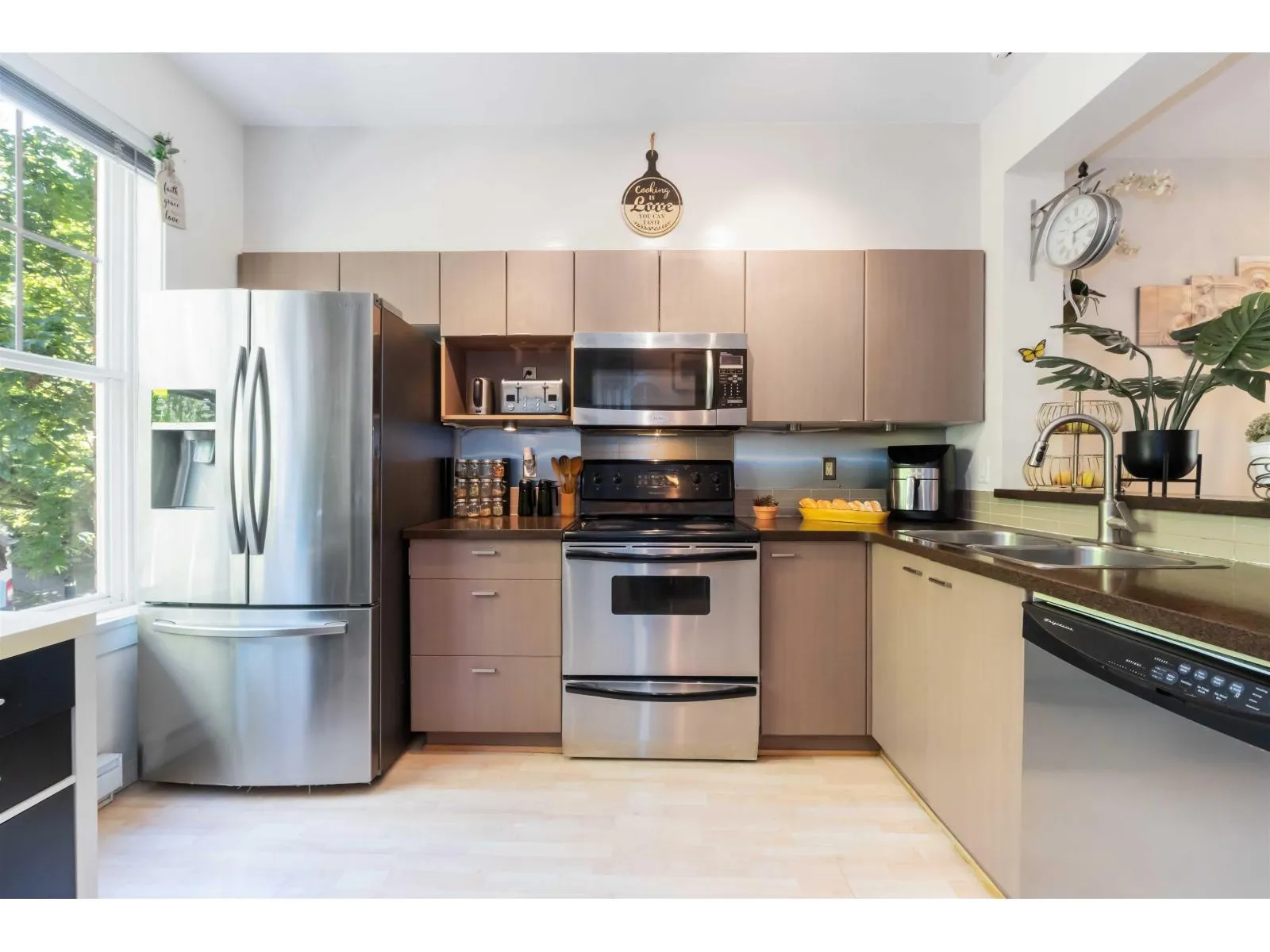 54 15075 60 AVENUE
