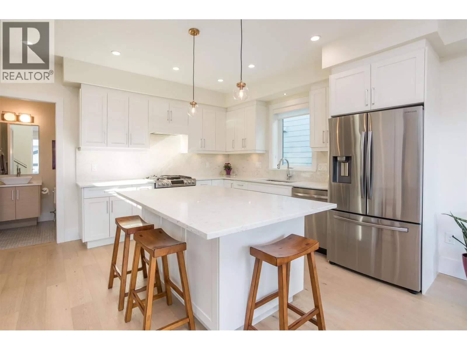 341 E 13TH STREET