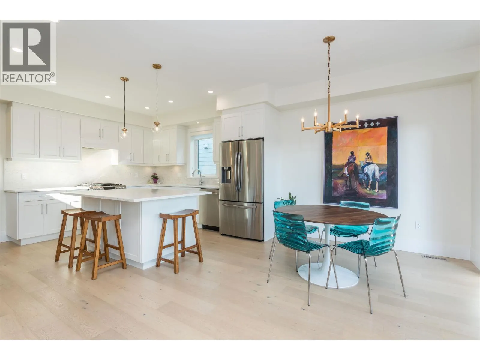 341 E 13TH STREET