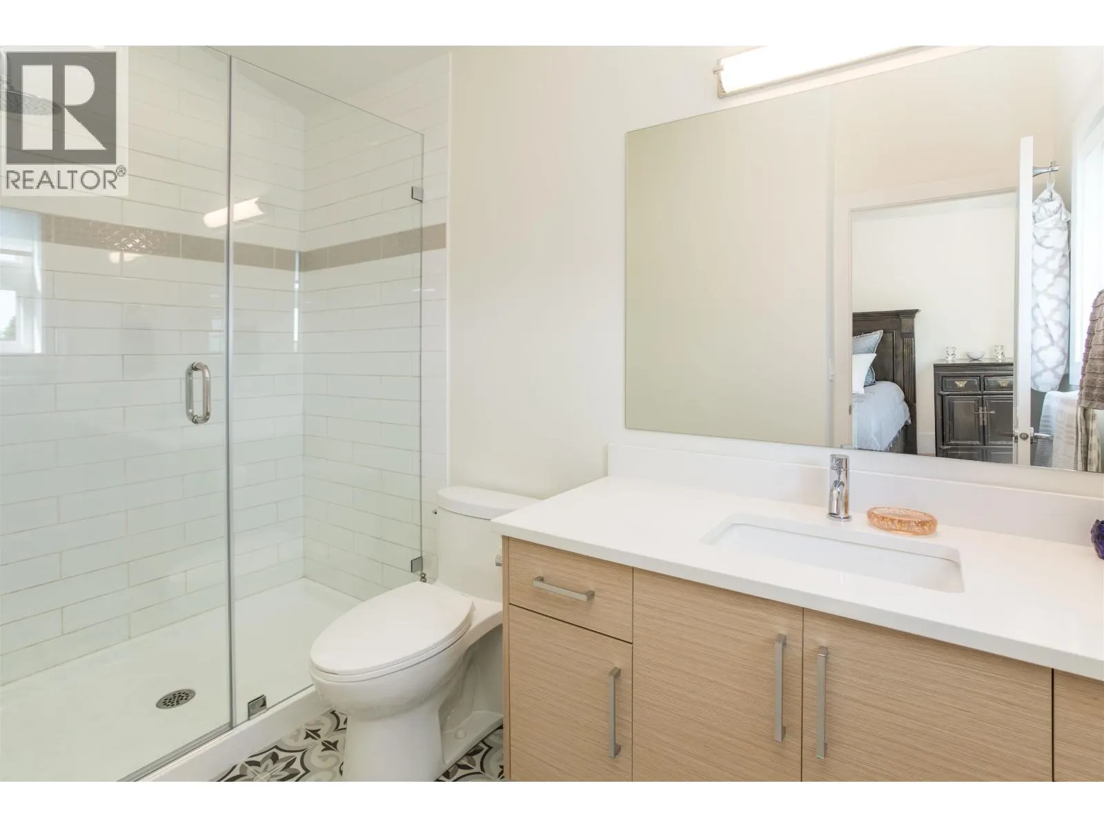 341 E 13TH STREET
