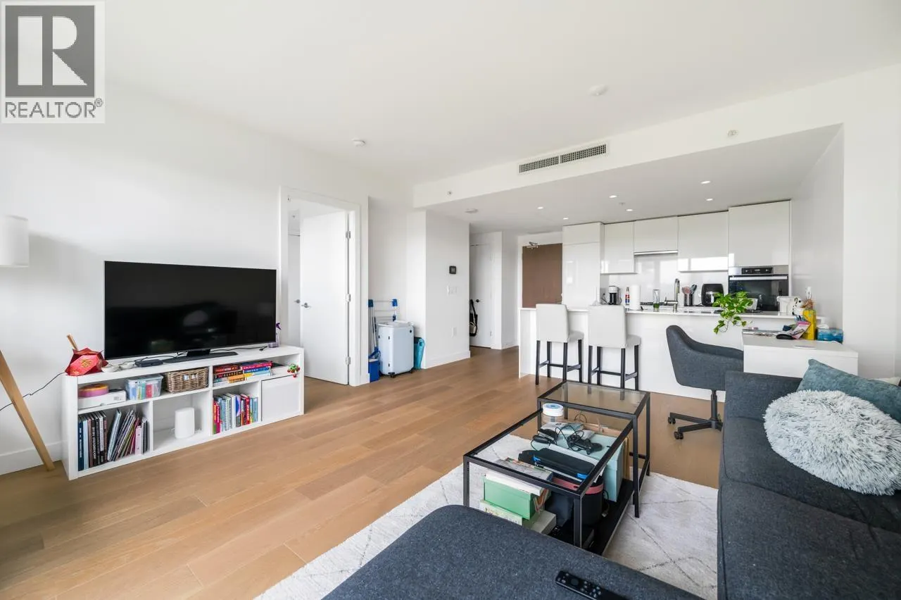 710 5766 GILBERT ROAD