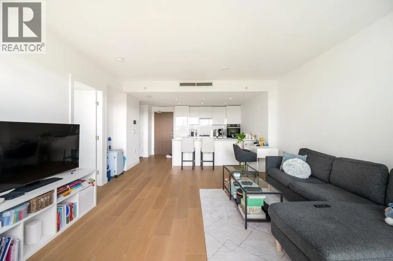 710 5766 GILBERT ROAD
