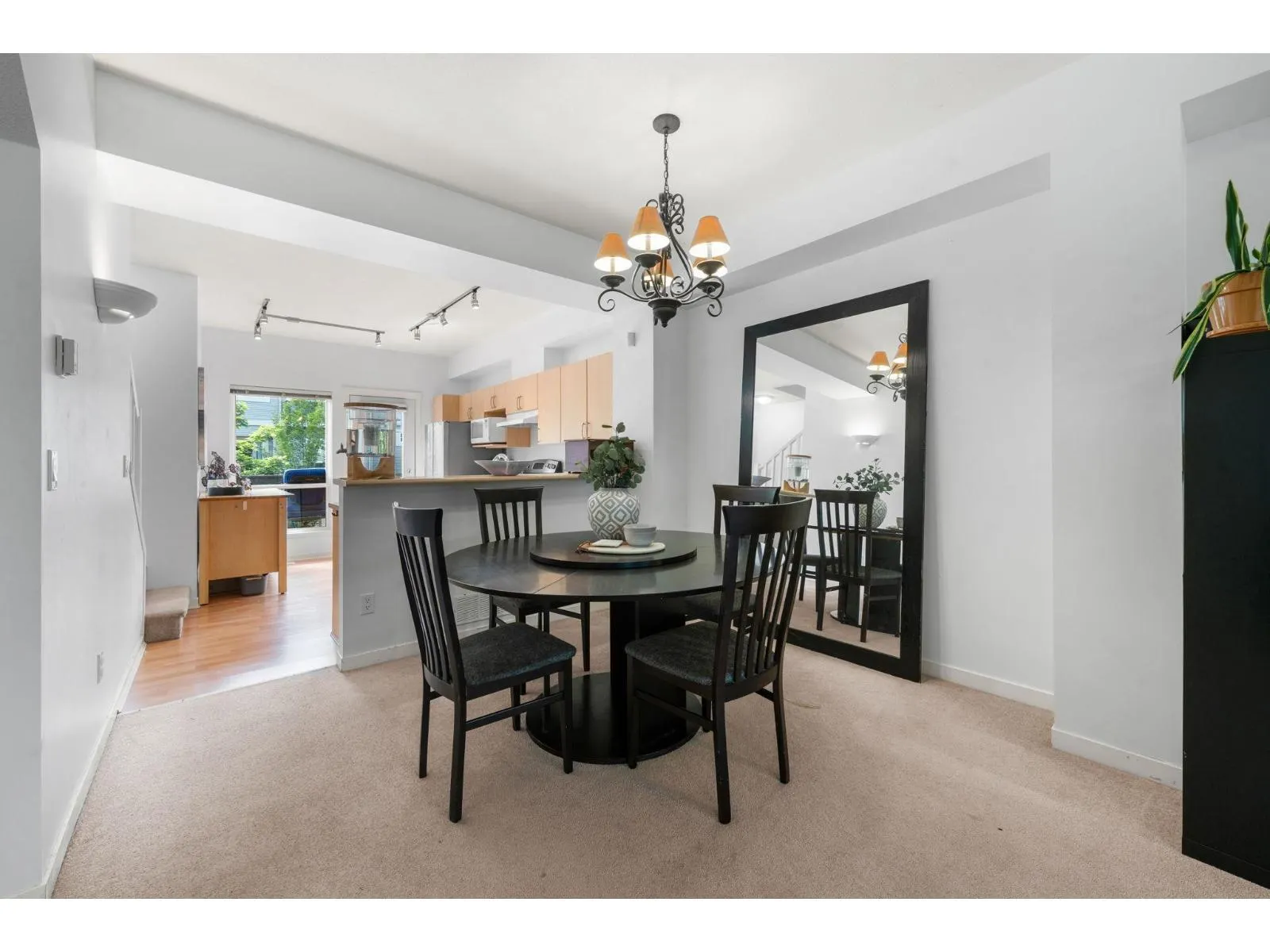 10 15065 58 AVENUE