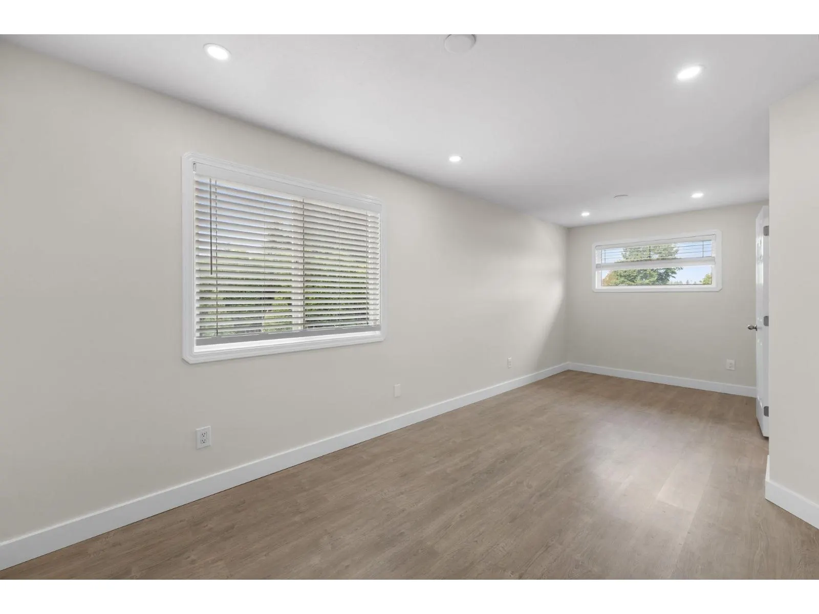 8 46191 CESSNA DRIVE|Chilliwack Proper South