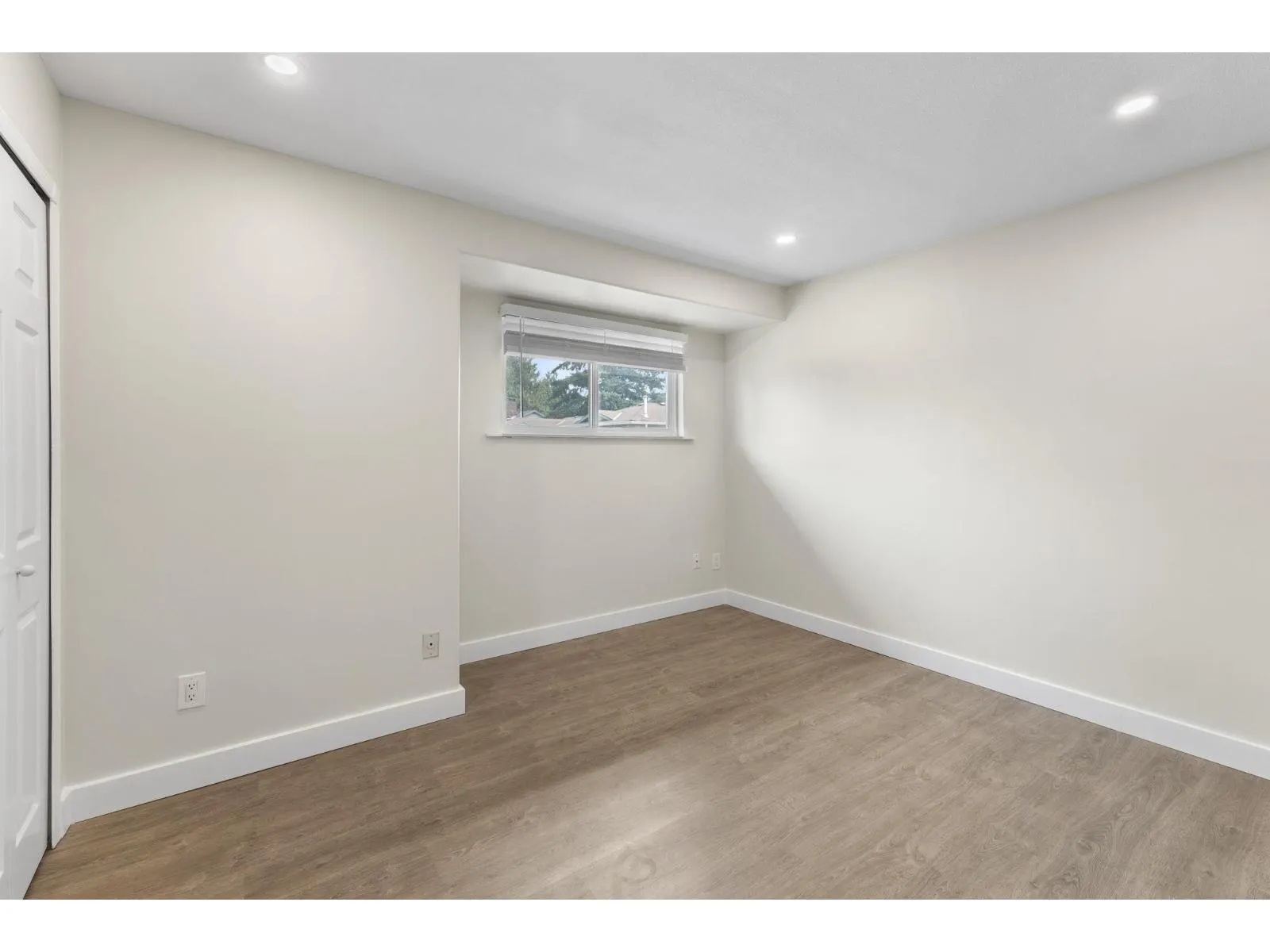 8 46191 CESSNA DRIVE|Chilliwack Proper South