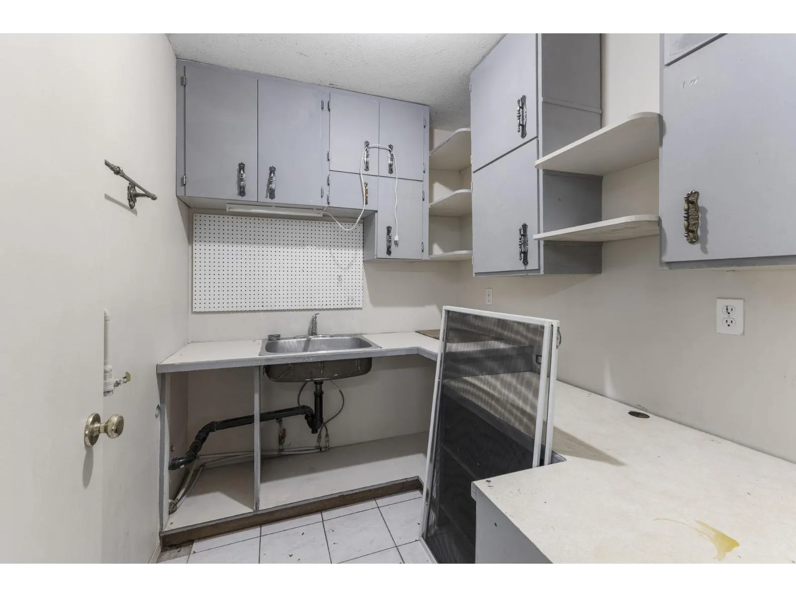 8 46191 CESSNA DRIVE|Chilliwack Proper South