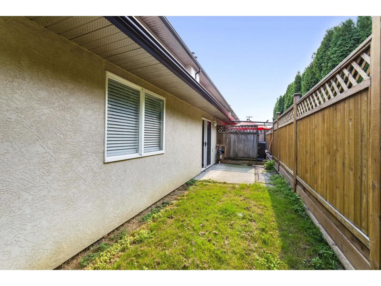 8 46191 CESSNA DRIVE|Chilliwack Proper South
