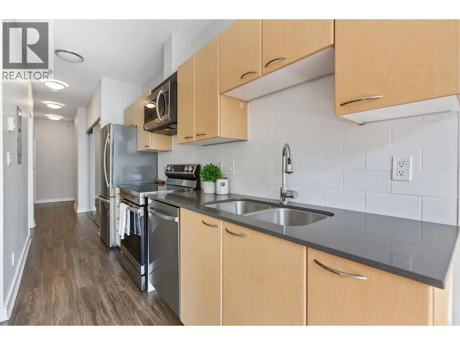 509 1249 GRANVILLE STREET