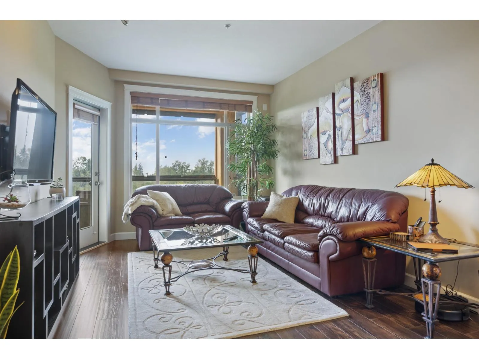 530 8067 207 STREET