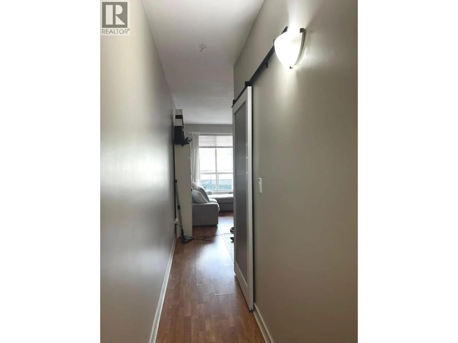 215 40437 TANTALUS ROAD