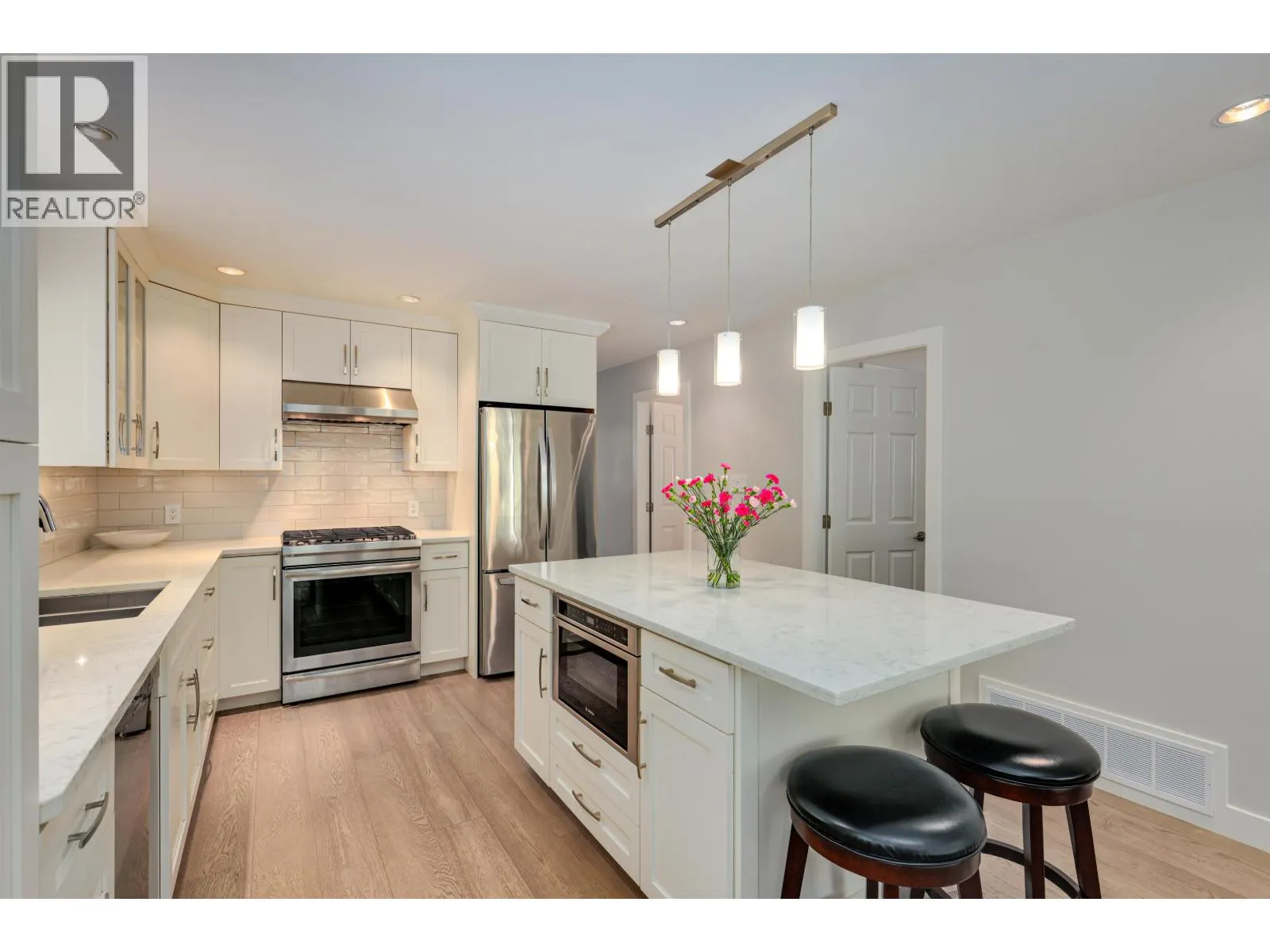 1433 DORAN ROAD