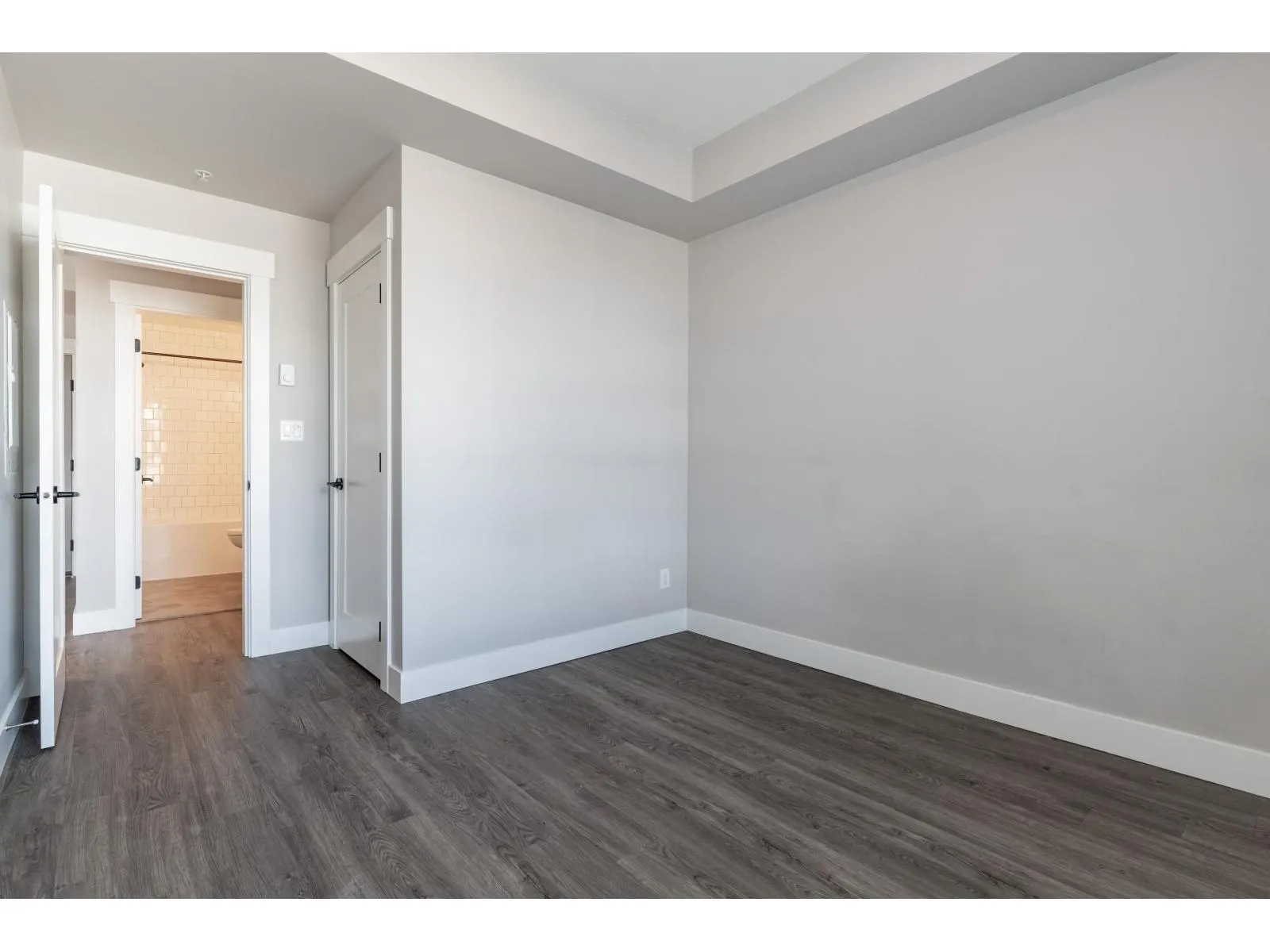 B302 20838 78B AVENUE