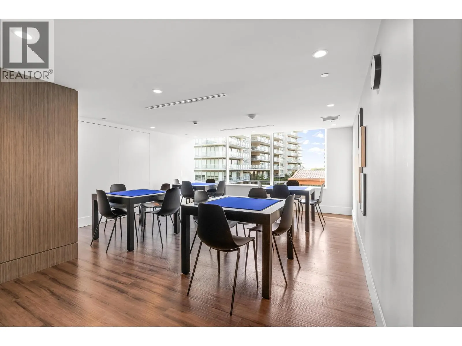 1403 5508 HOLLYBRIDGE WAY