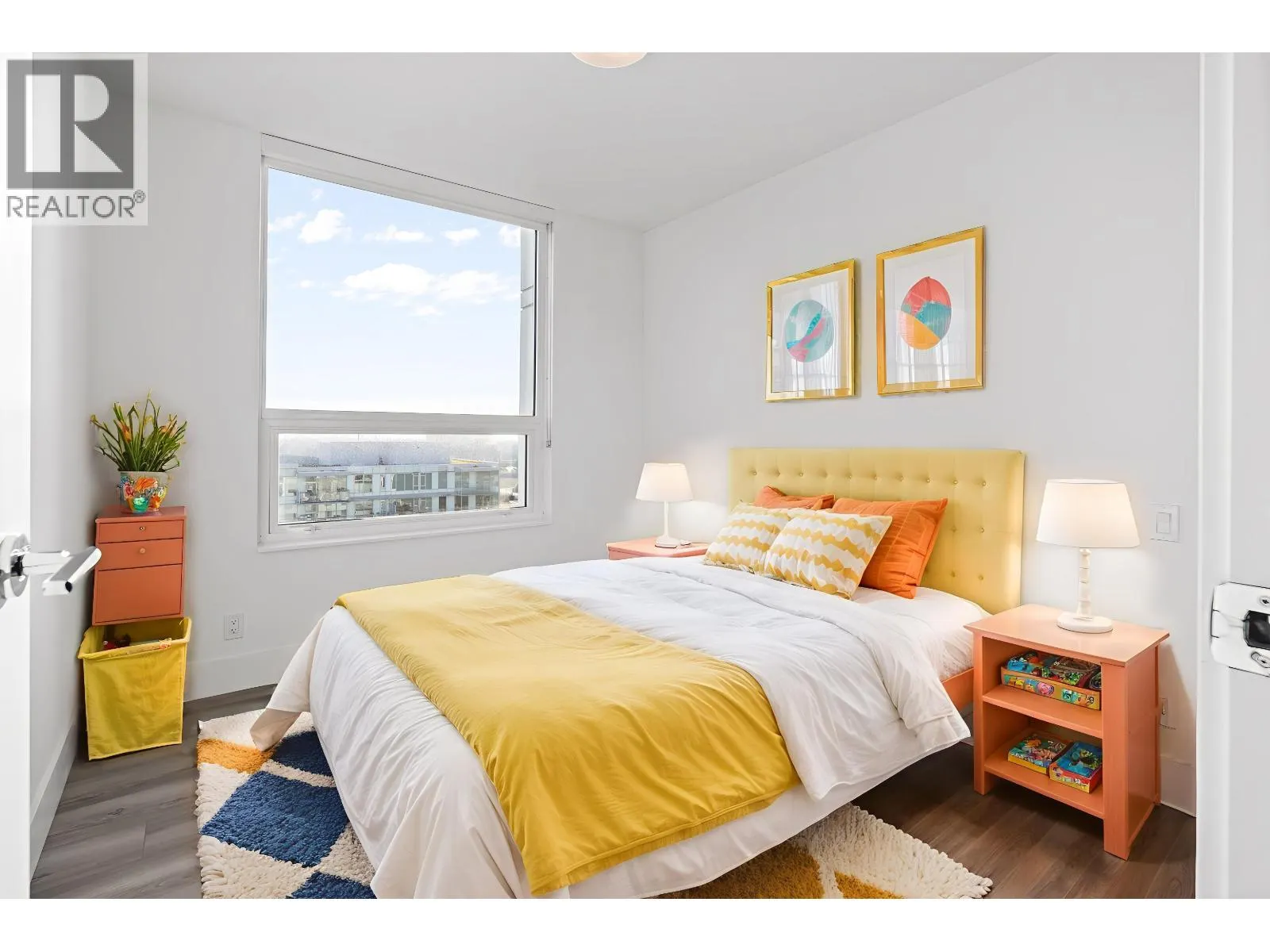 1403 5508 HOLLYBRIDGE WAY