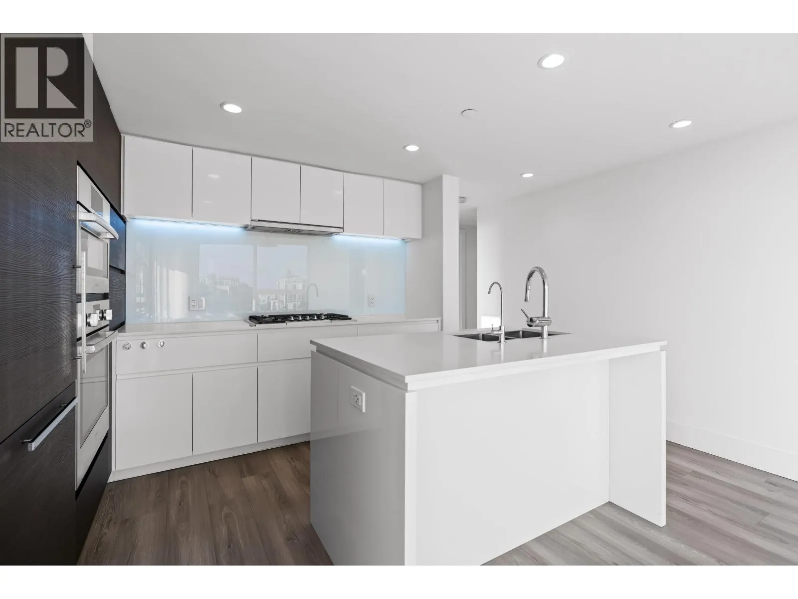 1403 5508 HOLLYBRIDGE WAY