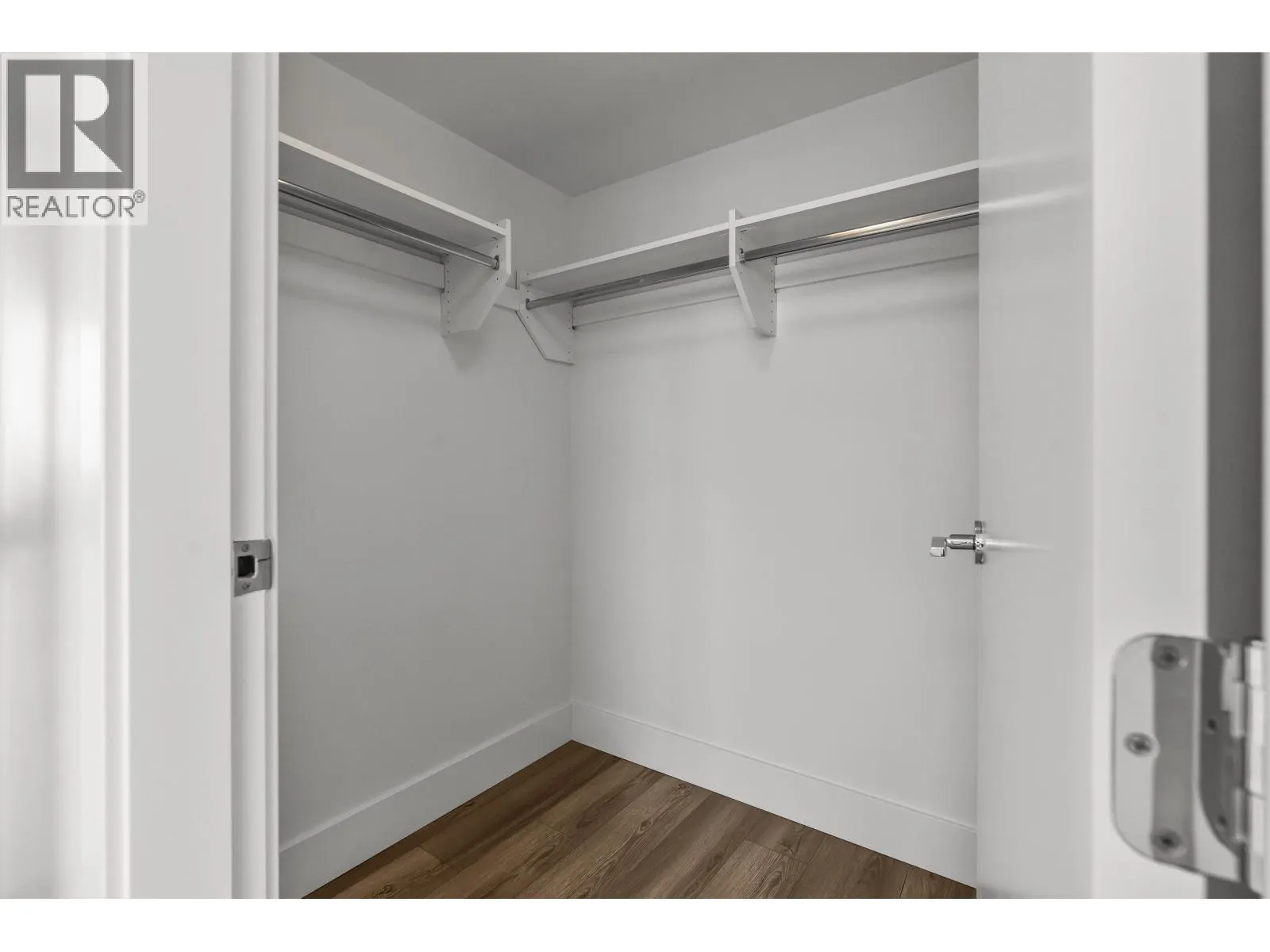 1403 5508 HOLLYBRIDGE WAY