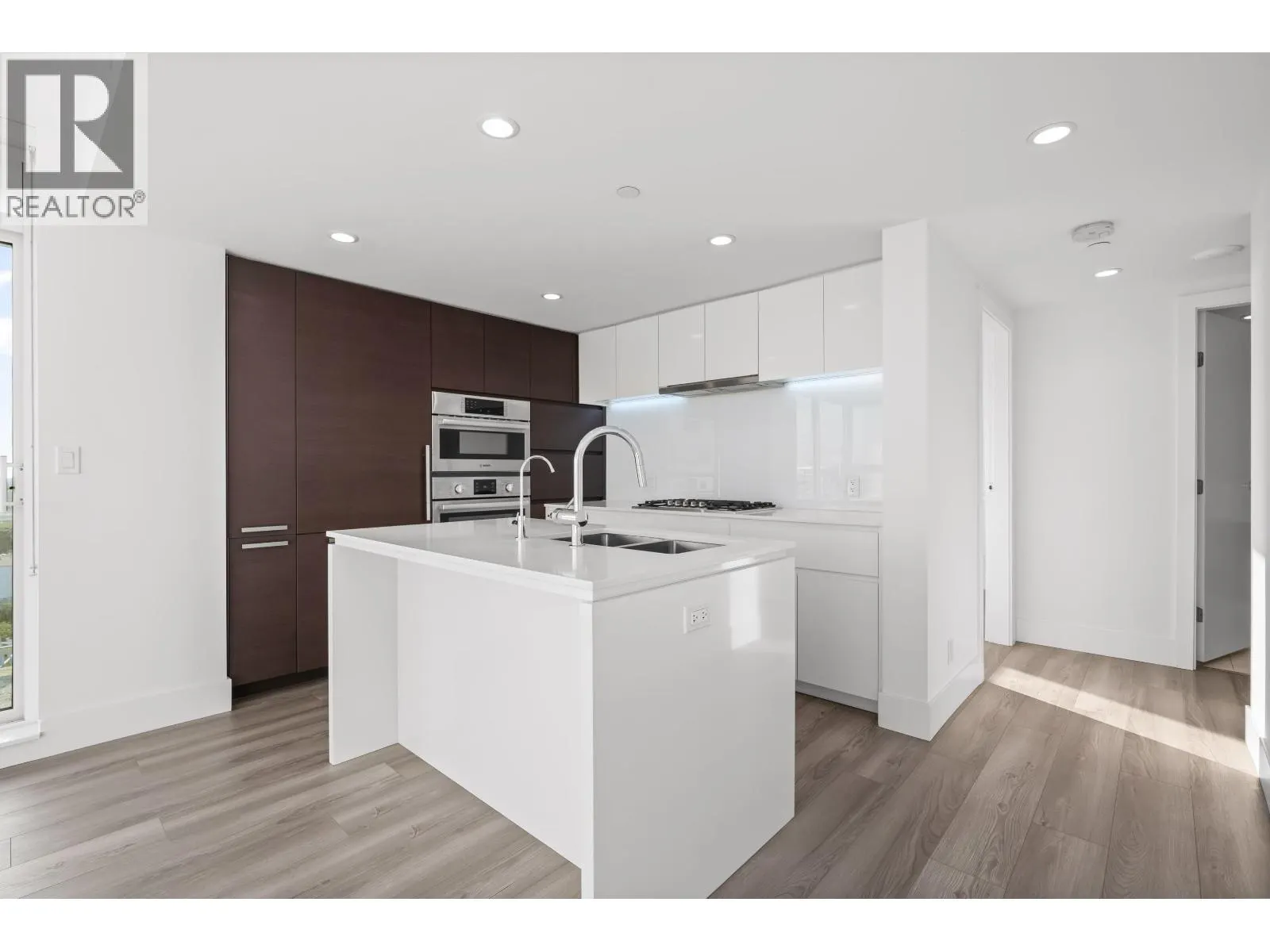 1403 5508 HOLLYBRIDGE WAY