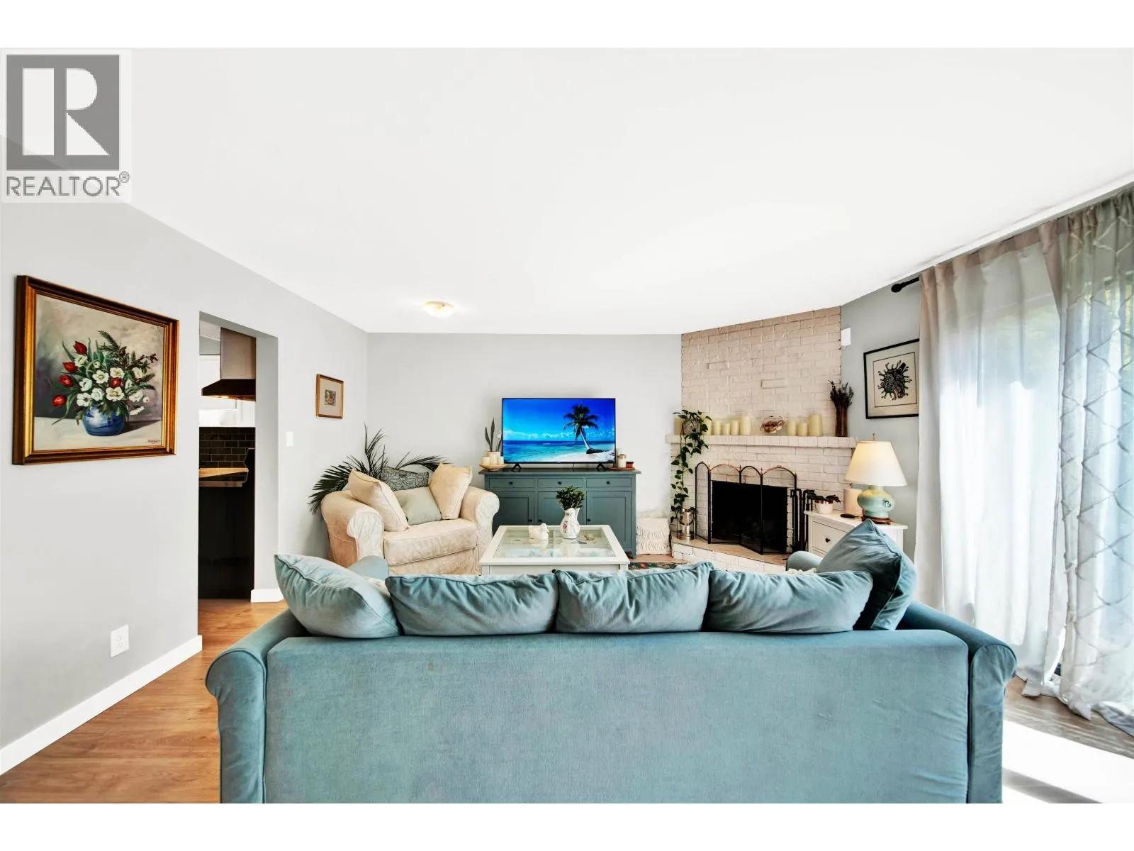 21 10680 SPRINGMONT DRIVE