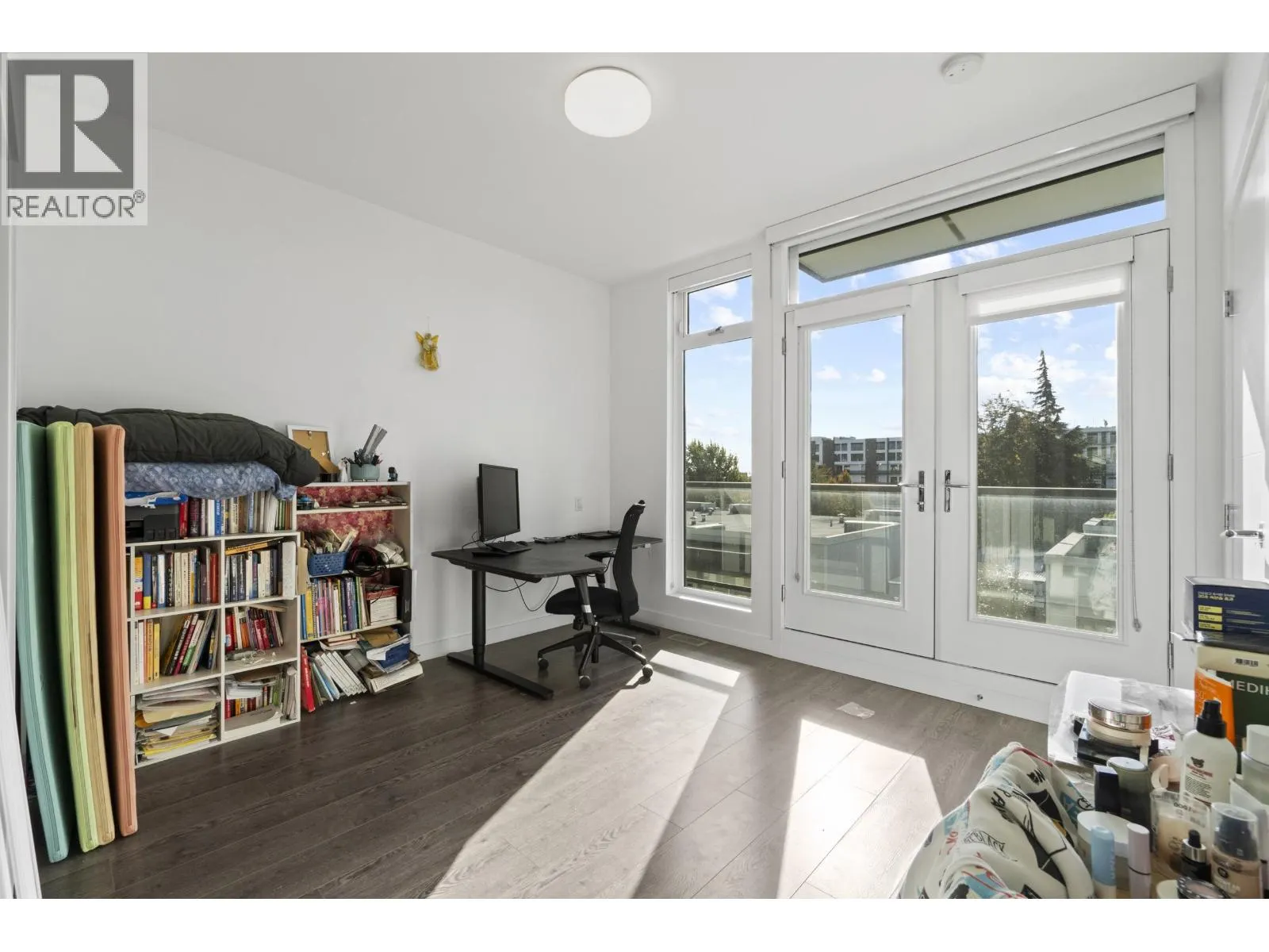 190 W 63RD AVENUE