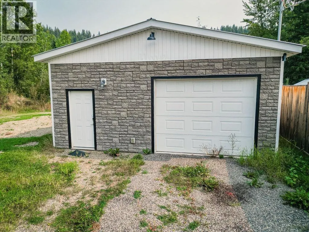 426 MCKELVIE ROAD