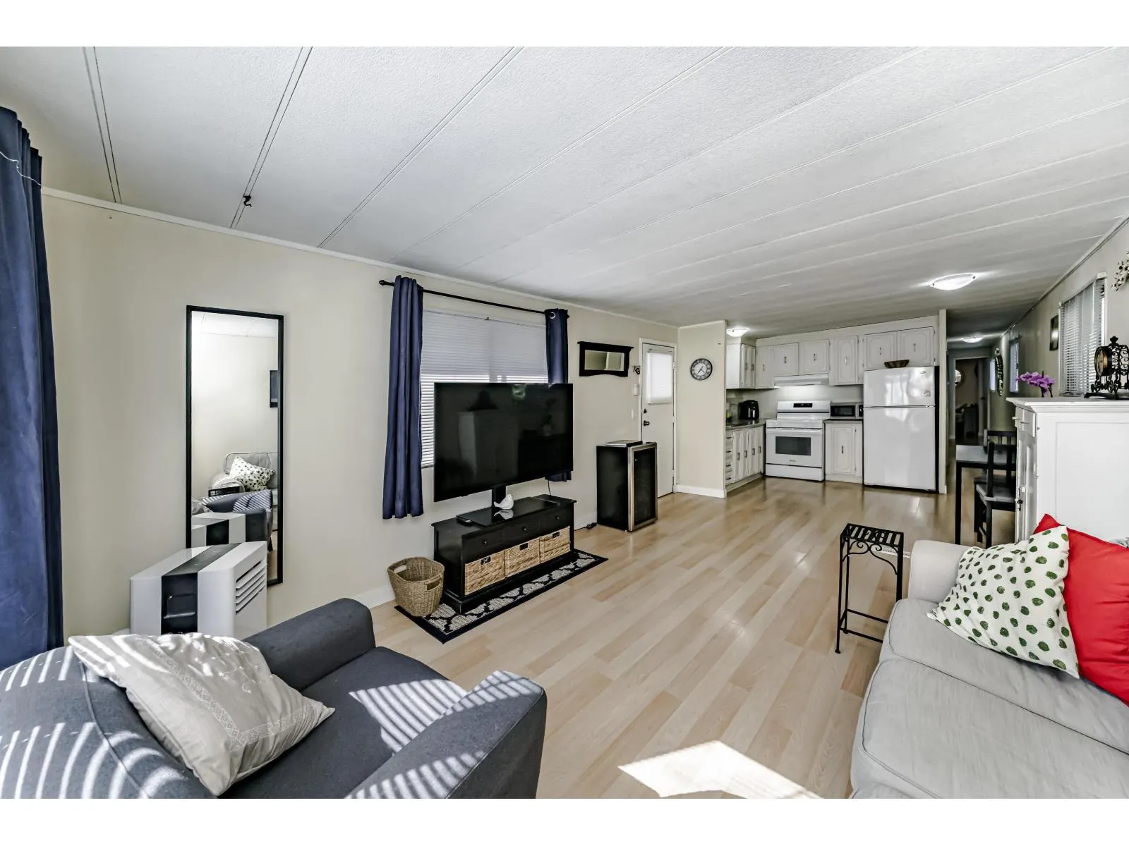 79 1840 160 STREET
