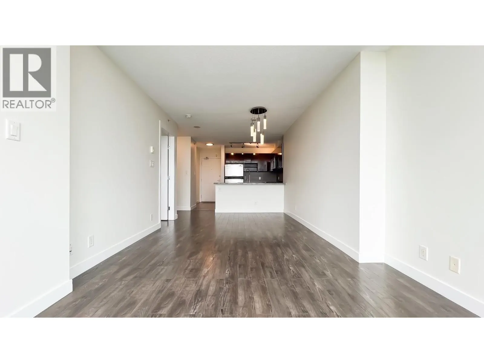 1207 9171 FERNDALE ROAD