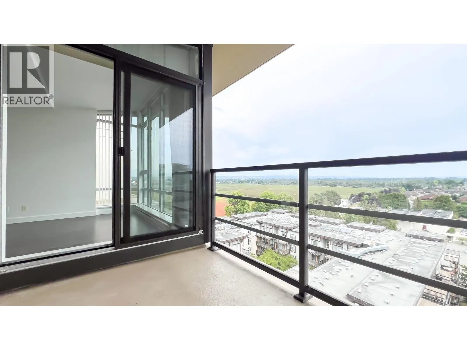 1207 9171 FERNDALE ROAD