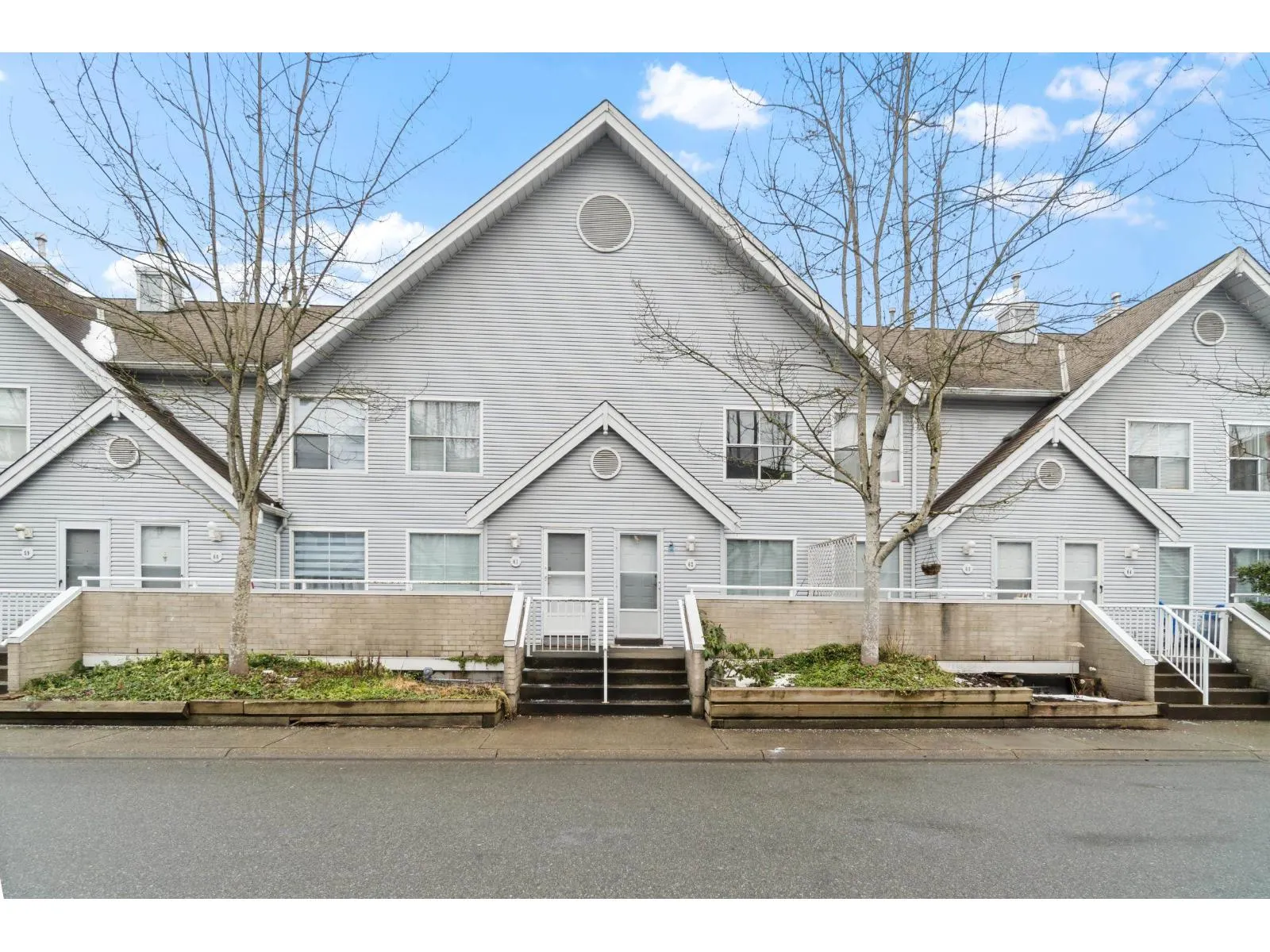 62 13706 74 AVENUE