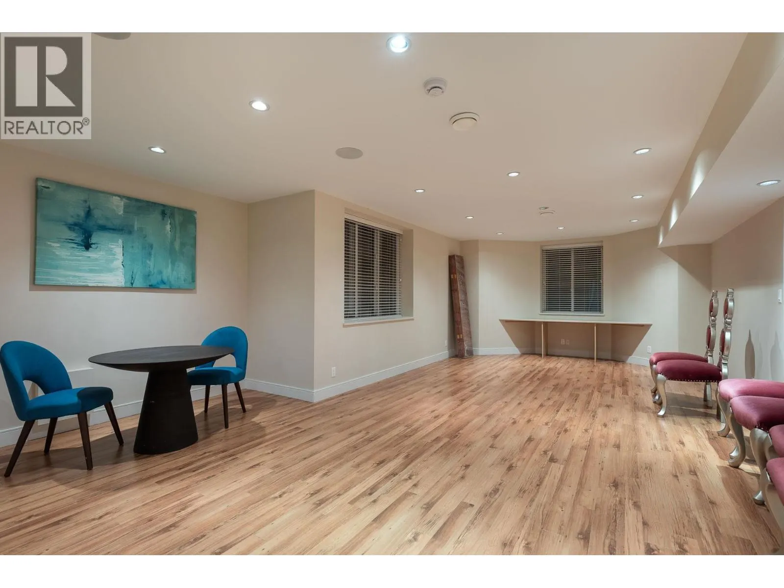 839 W 20TH STREET