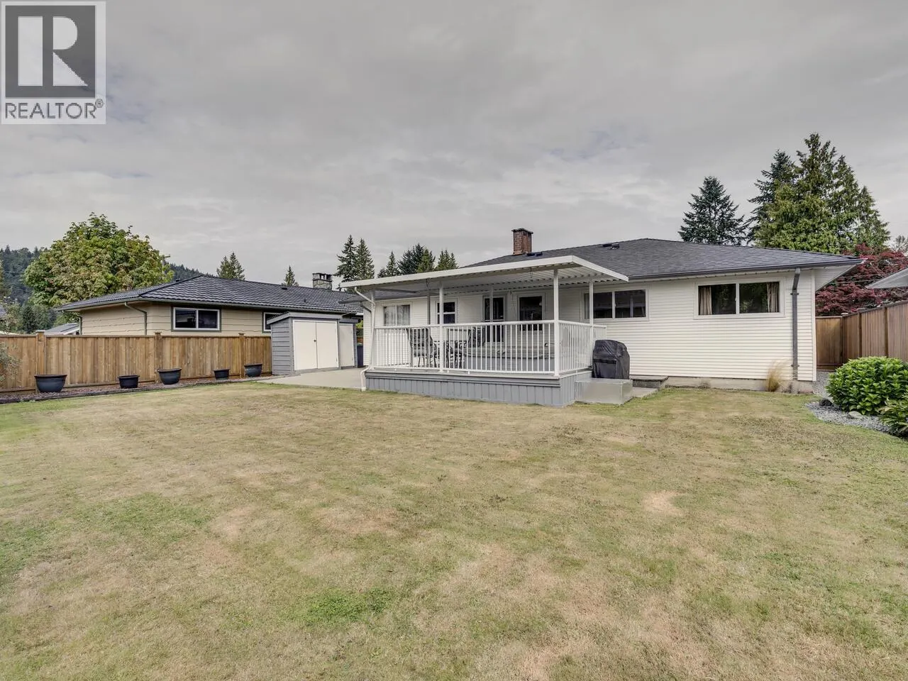 443 GLENCOE DRIVE