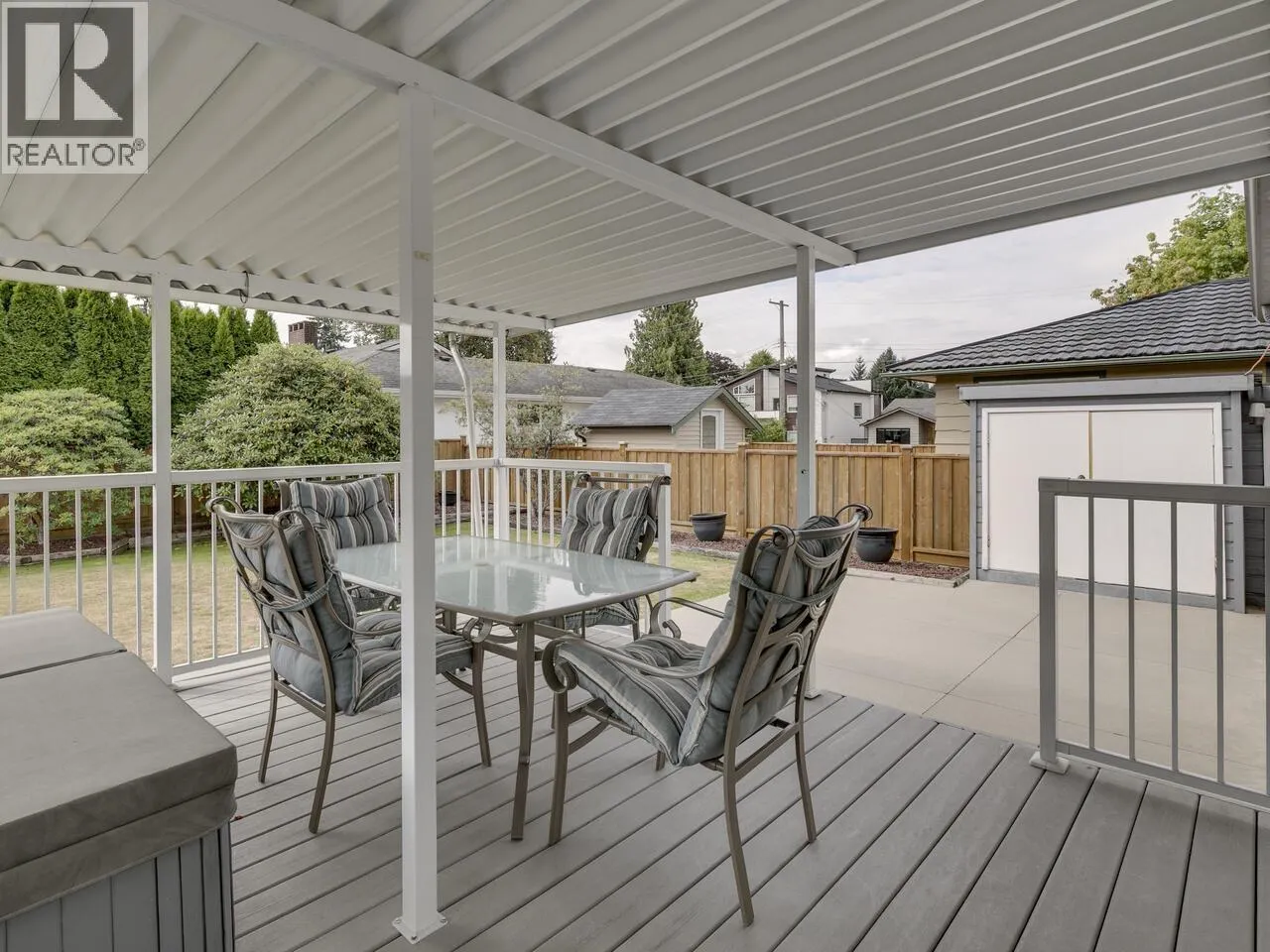 443 GLENCOE DRIVE